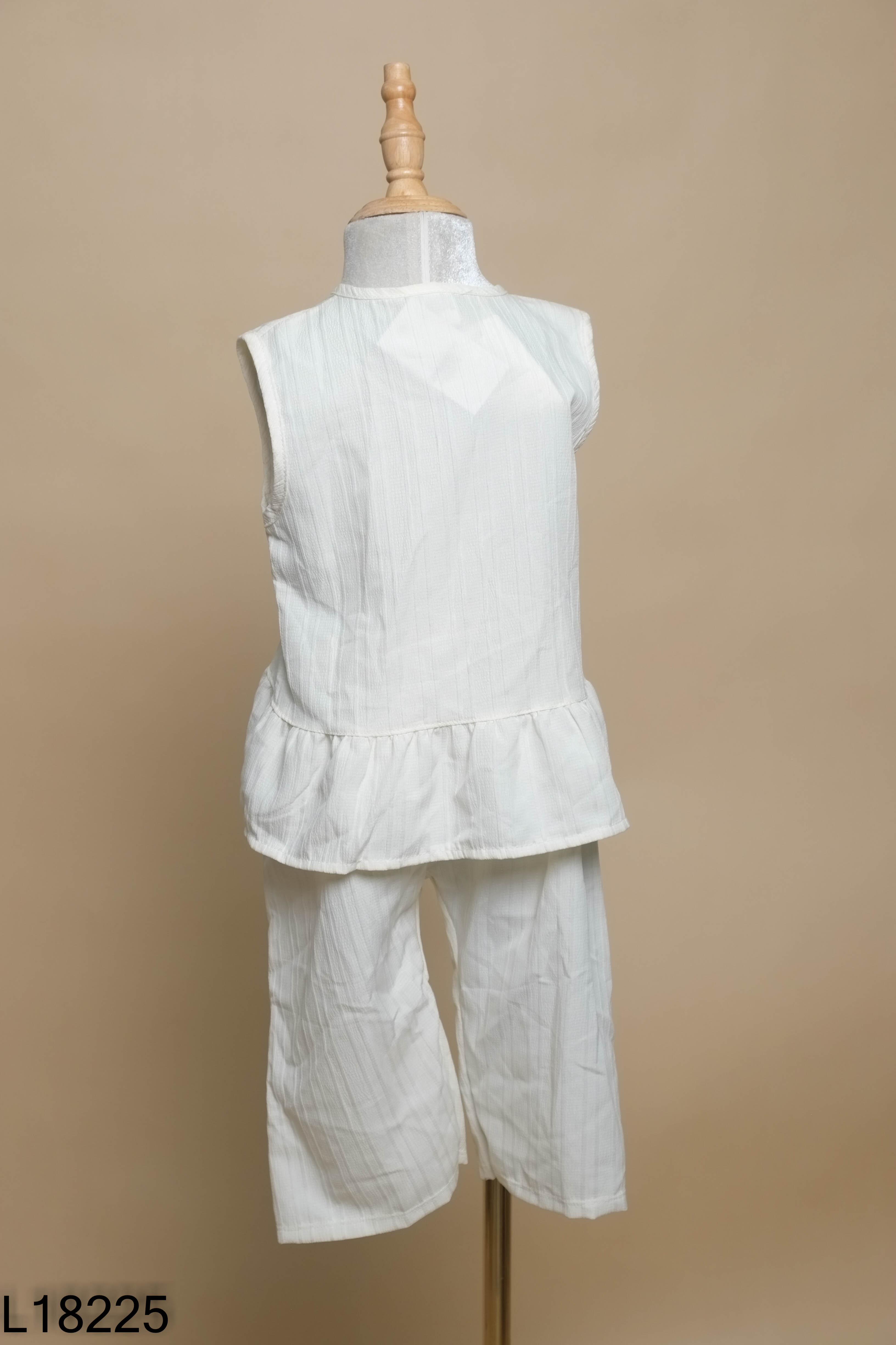 NEWTAG Set Áo be phối bèo + quần KIDS