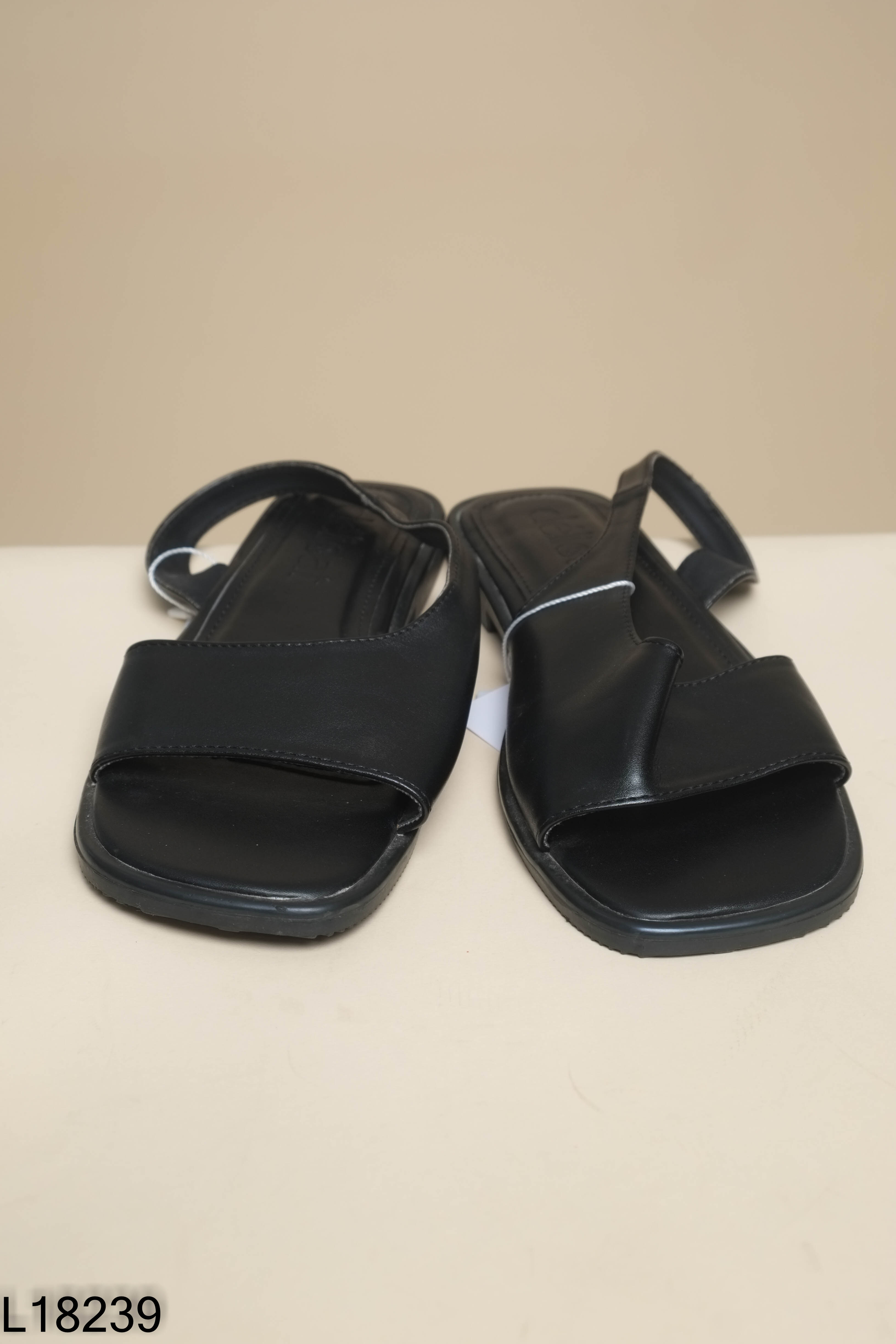 Sandals da đen DÉLICAT