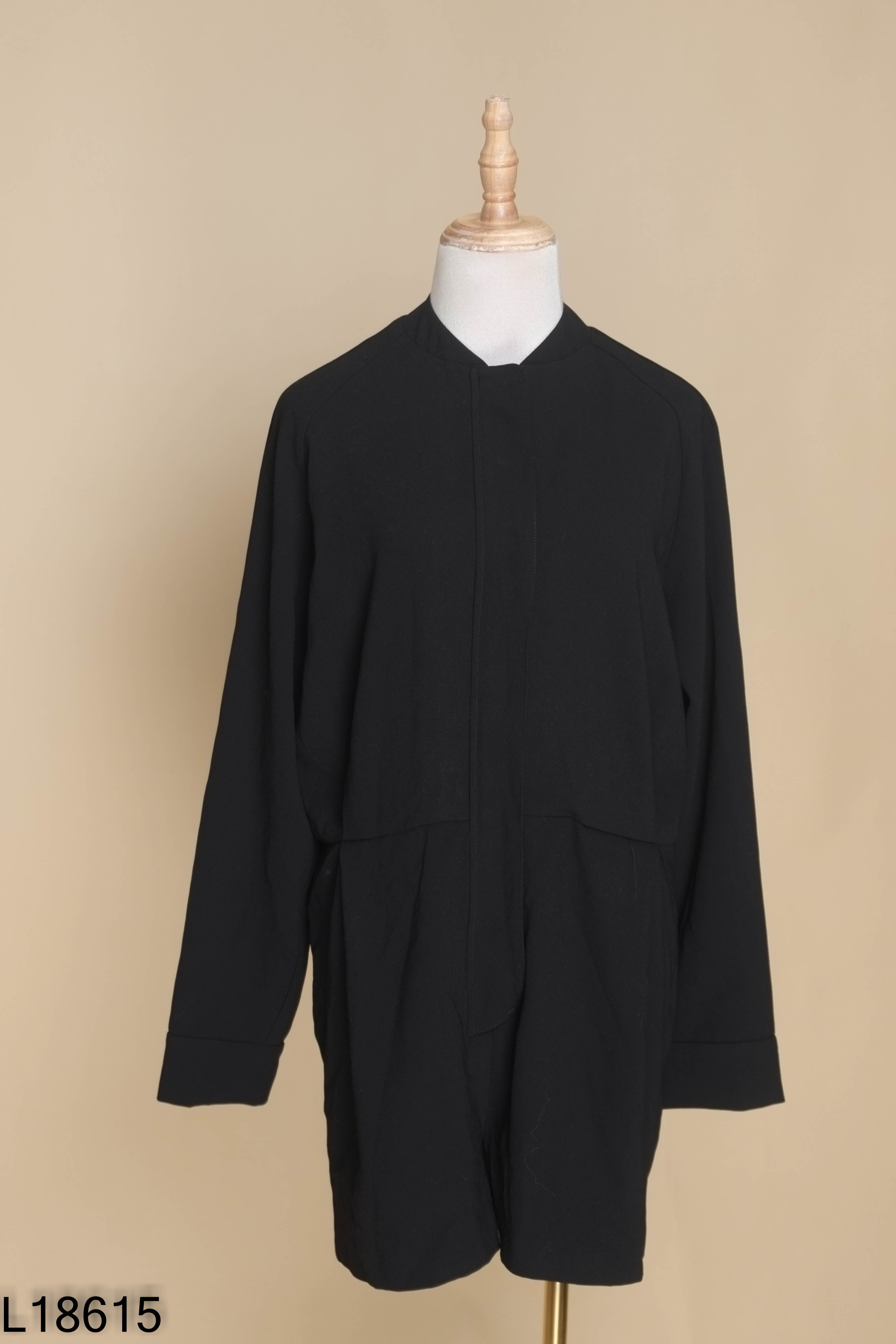 Jumpsuits ZARA đen quần shorts