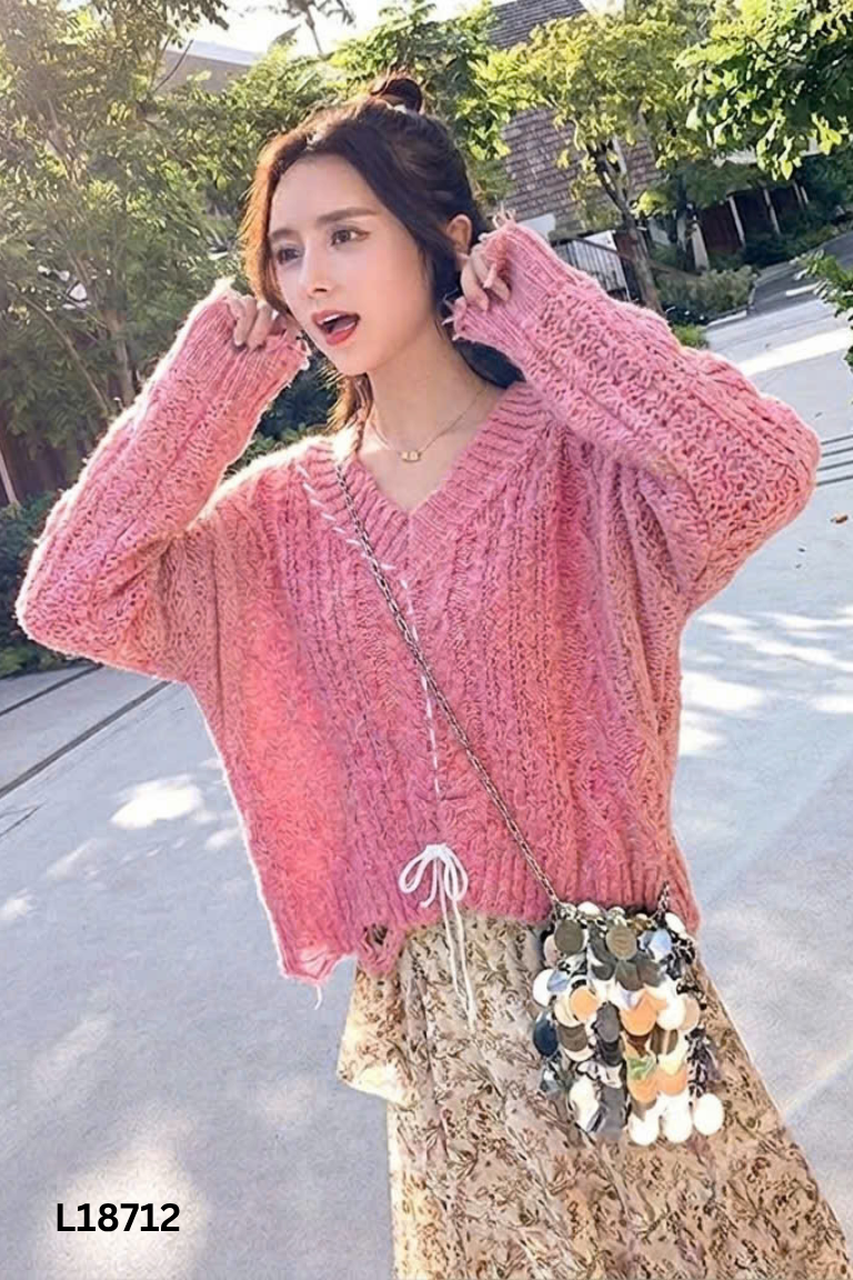 Áo len hồng cổ tim ngắn
