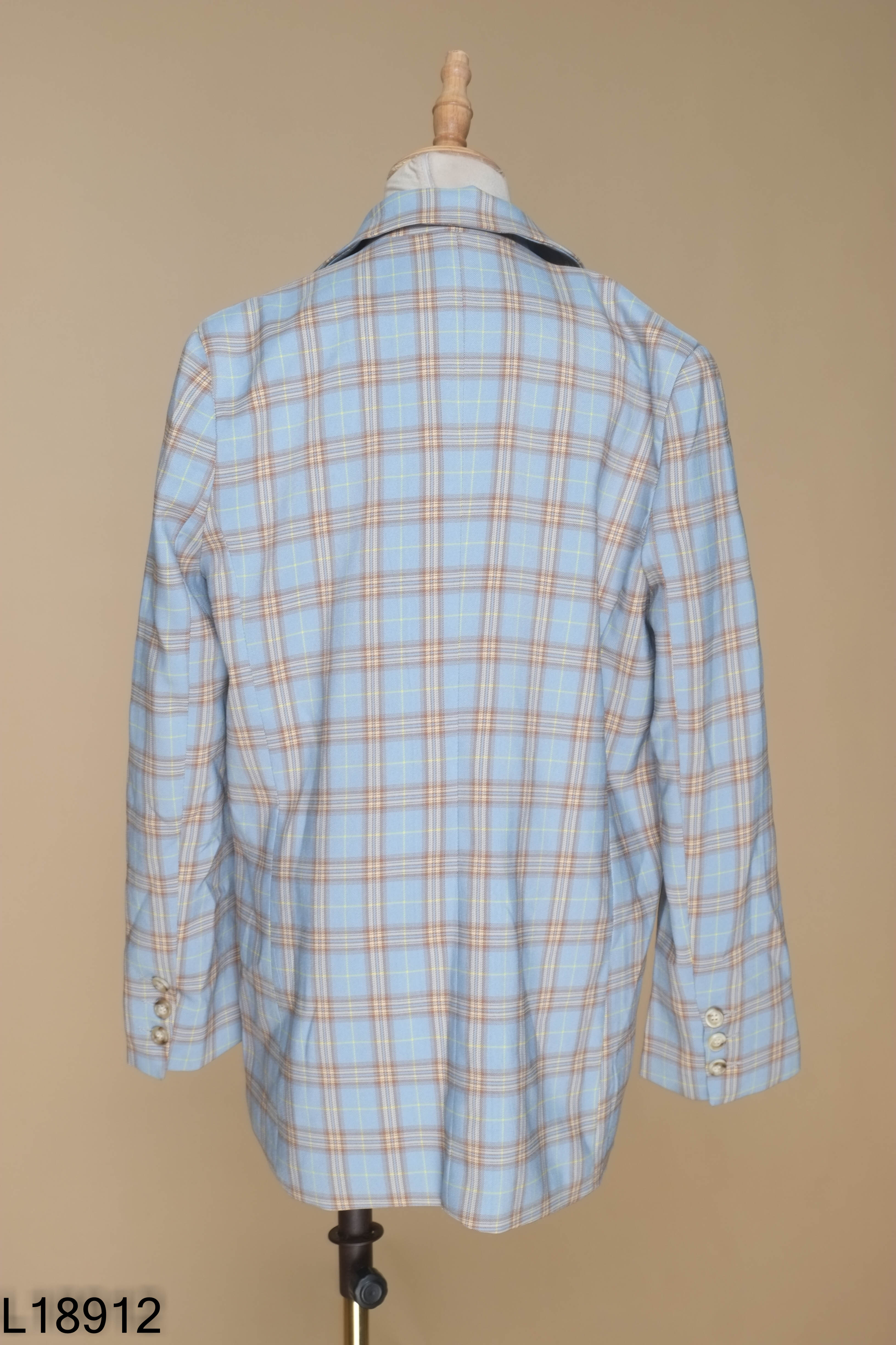 Áo blazers xanh kẻ caro