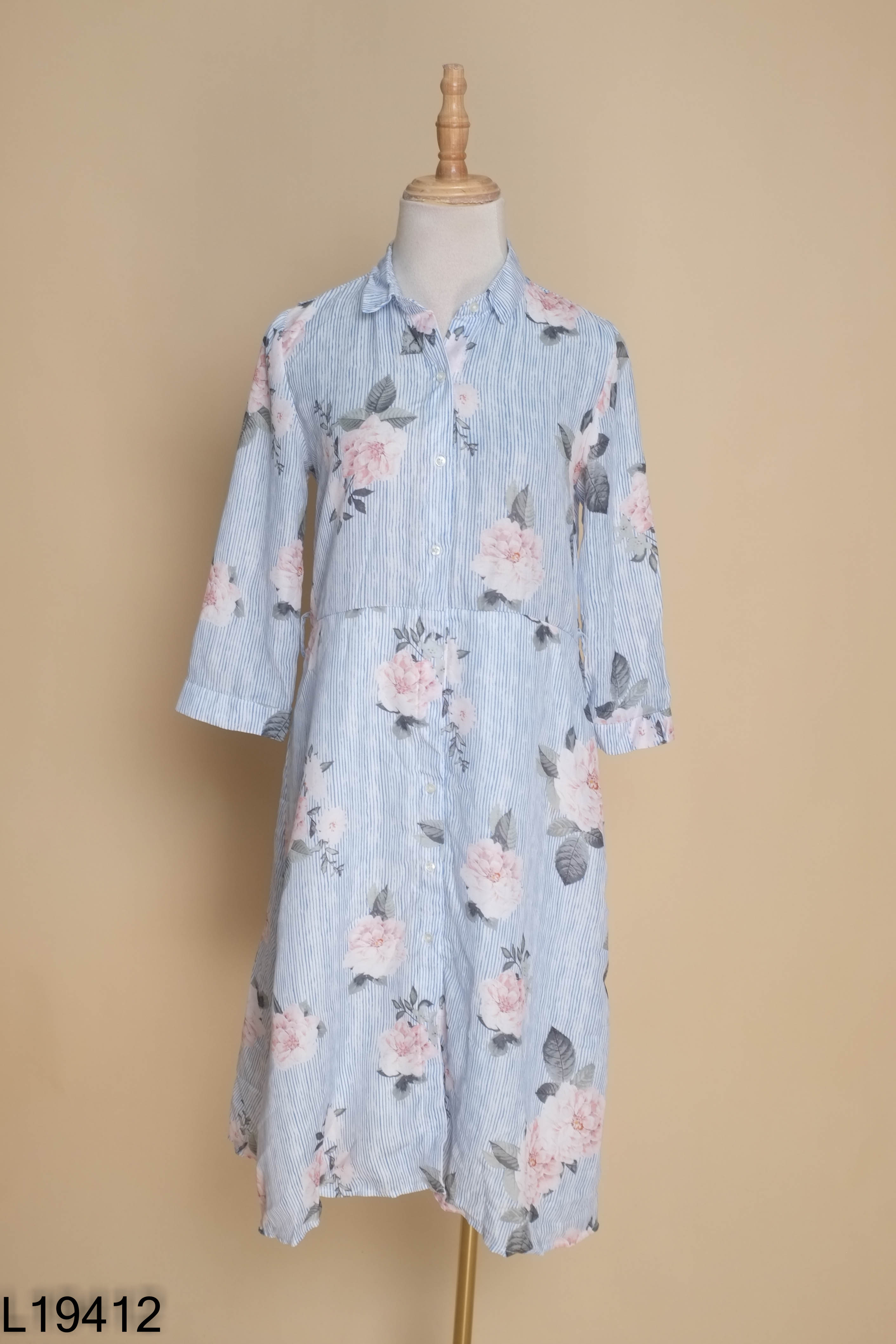 Váy ZARA xanh kẻ phối hoa