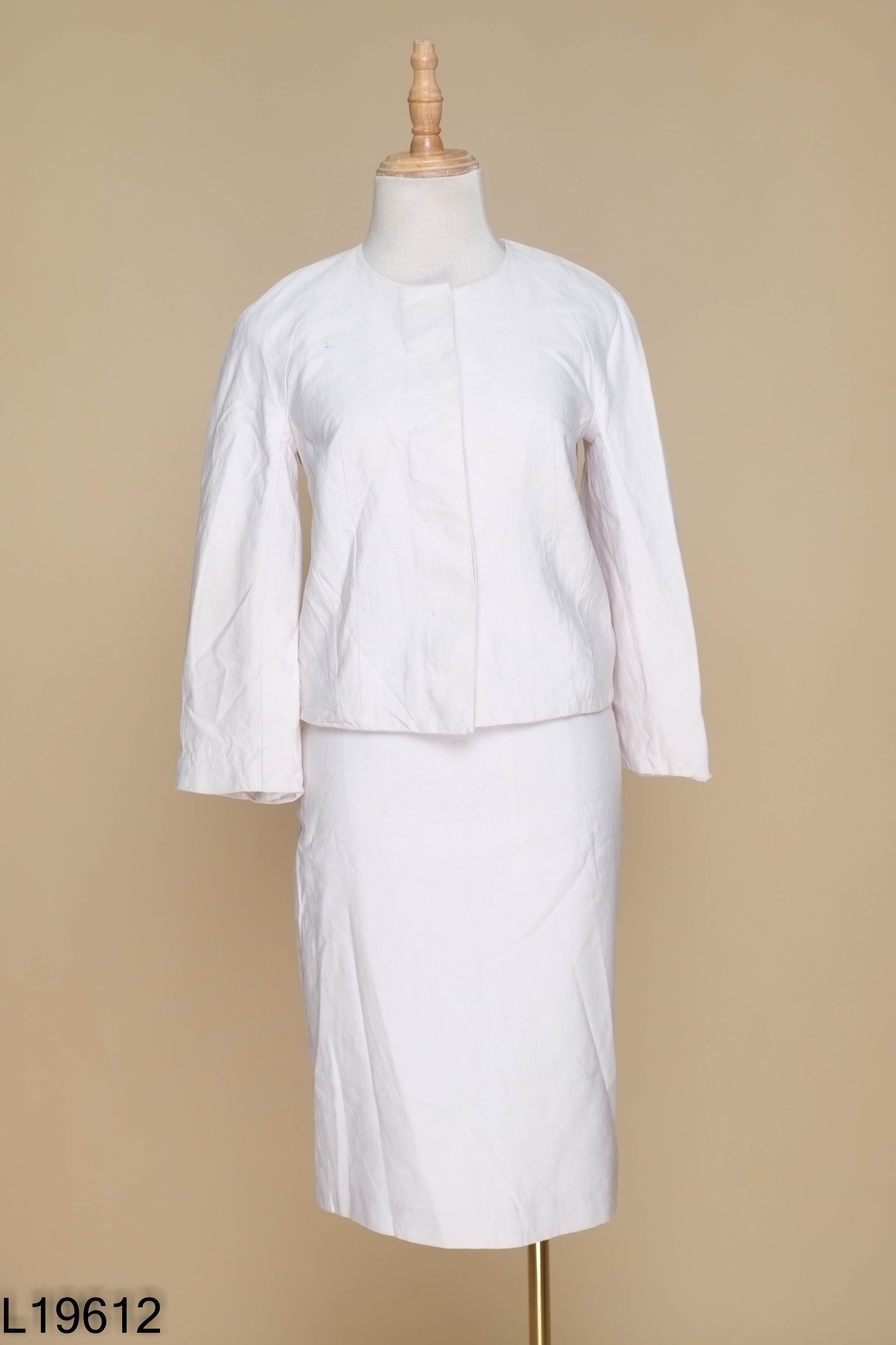 Set Áo trắng đục VASSA & Co + chân váy