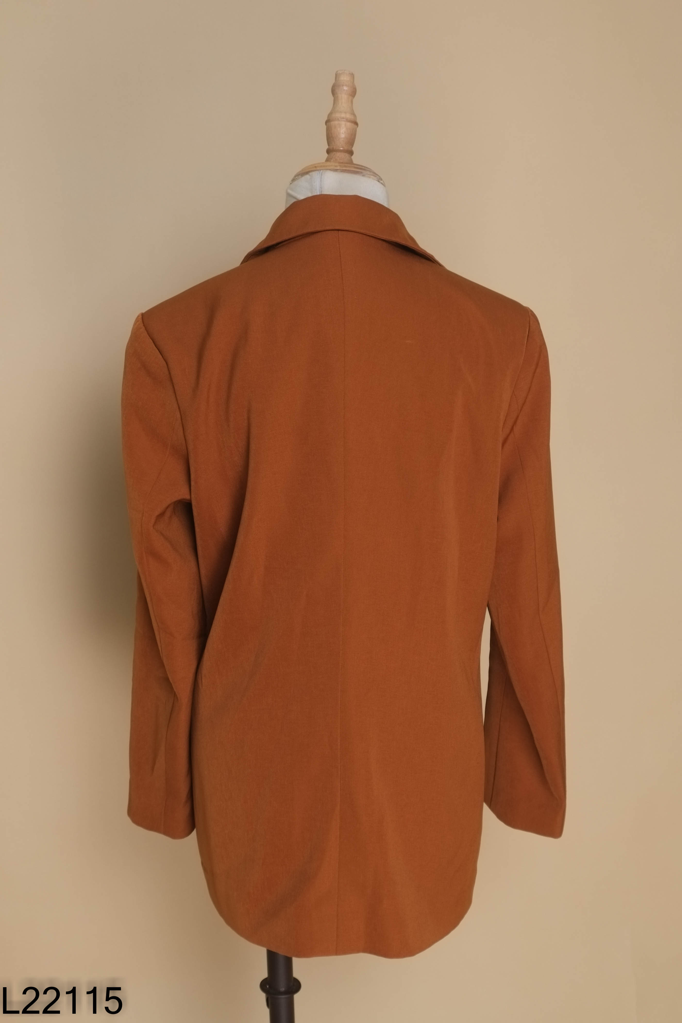 Áo khoác nâu cổ vest