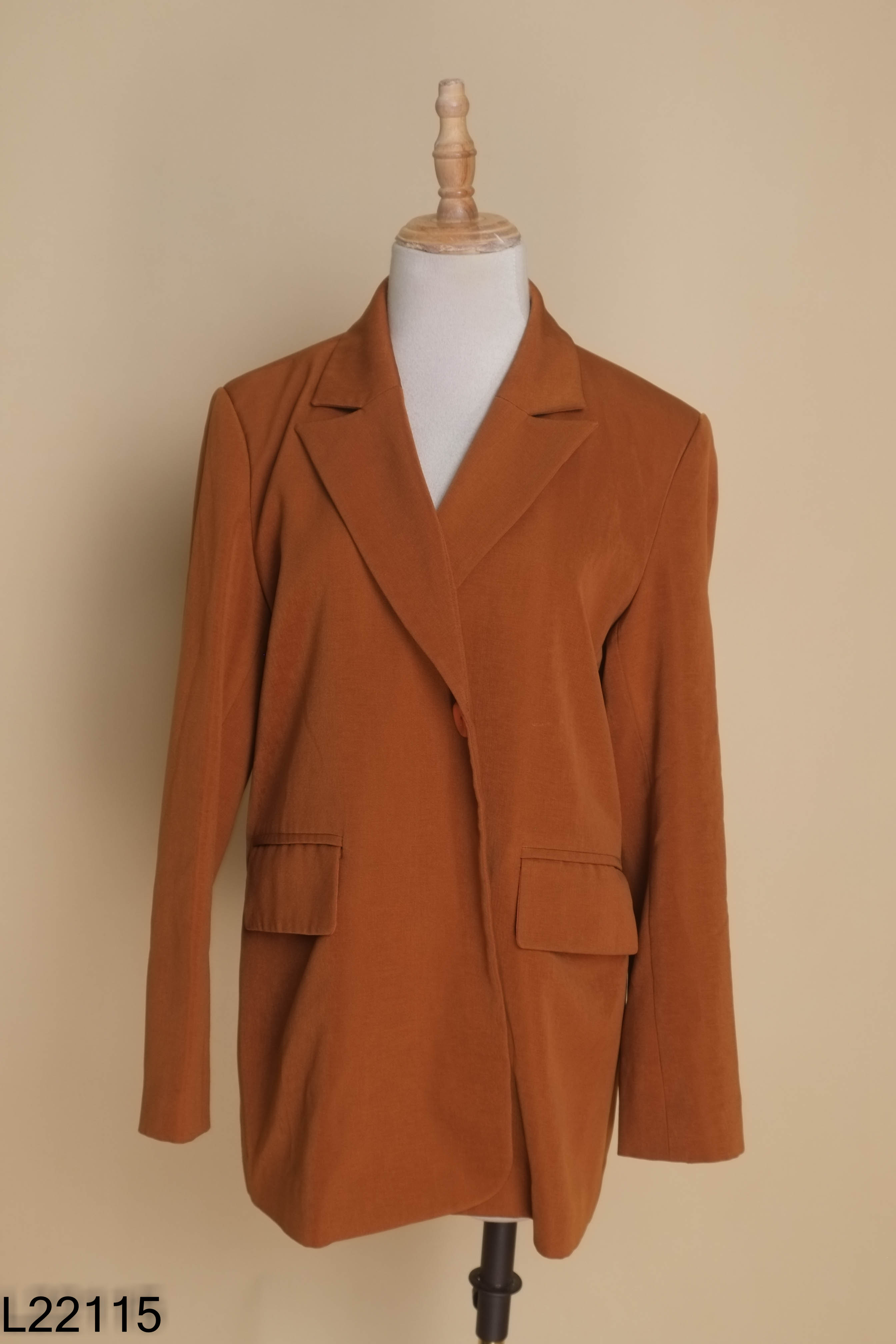 Áo khoác nâu cổ vest