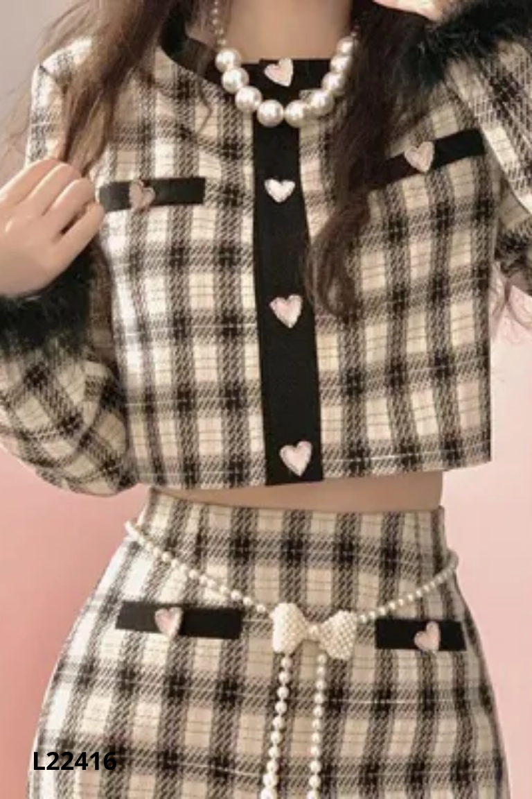 Áo cardigan đen be caro croptop