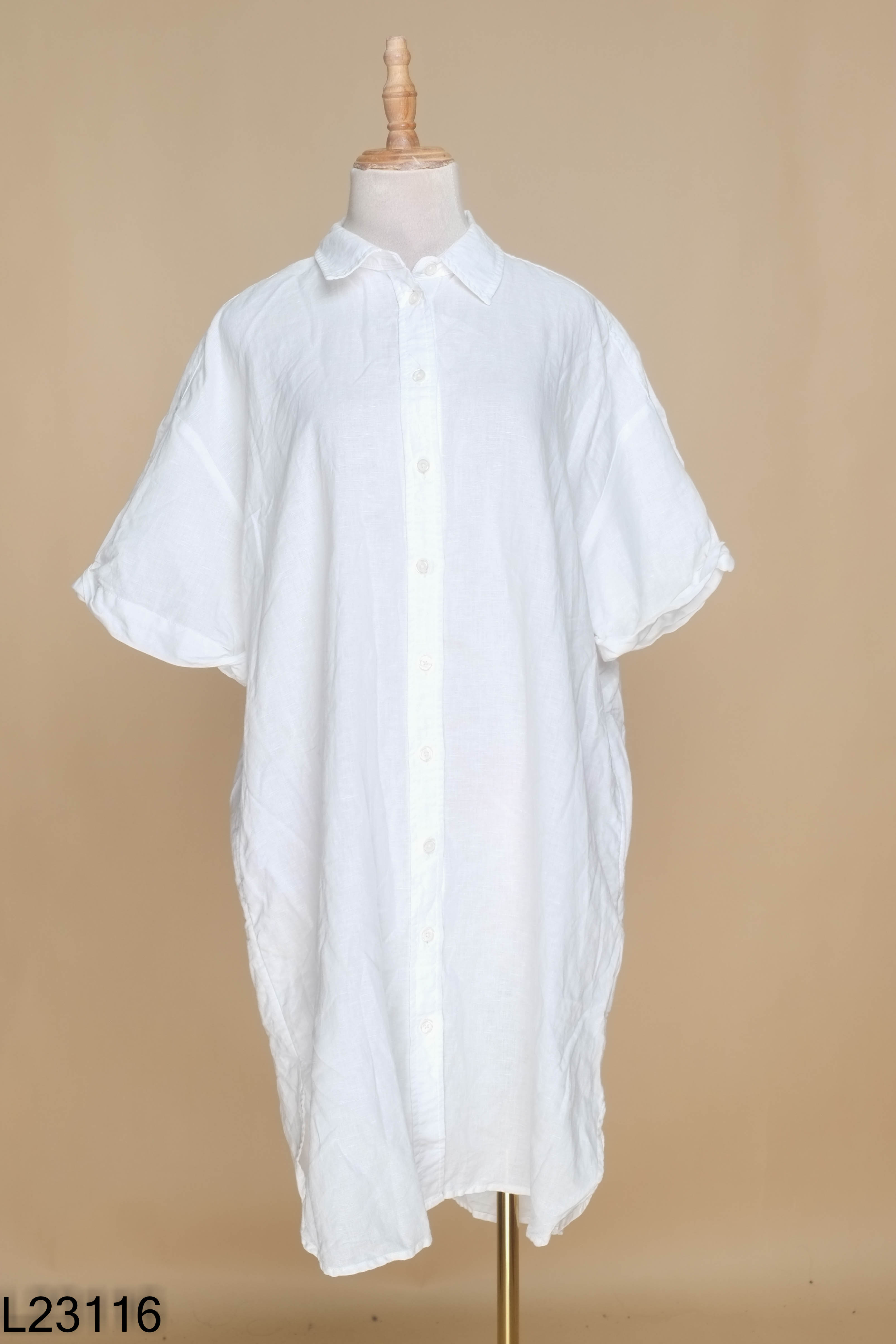 Váy GAP trắng sơ mi suông