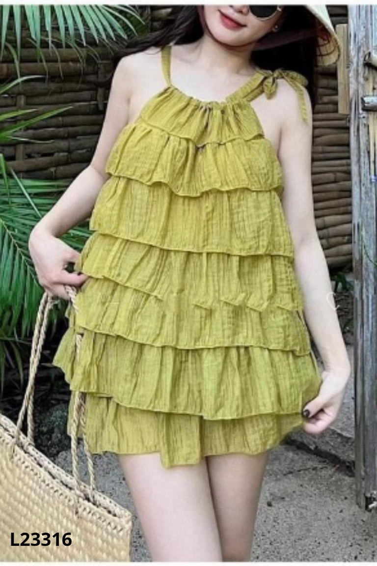 NEWTAG Set Áo babydoll xanh cổ yếm + Chân váy