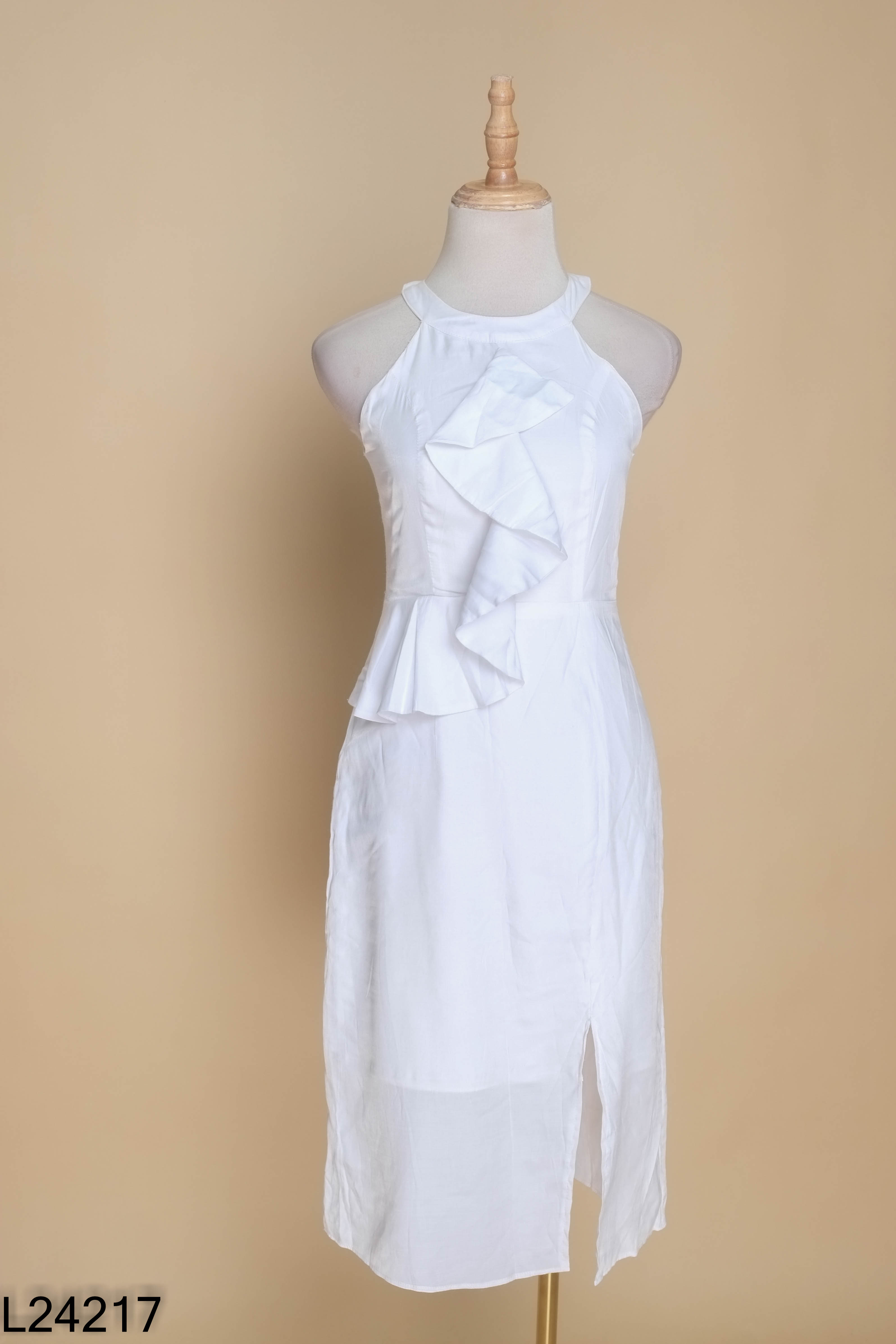 Váy CHARME STORE trắng phối bèo