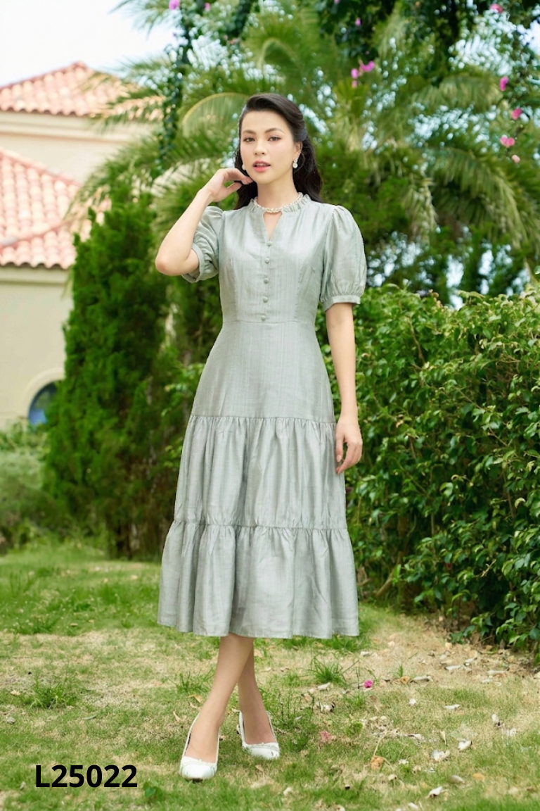 NEWTAG Váy đũi xanh nhạt cổ bèo
