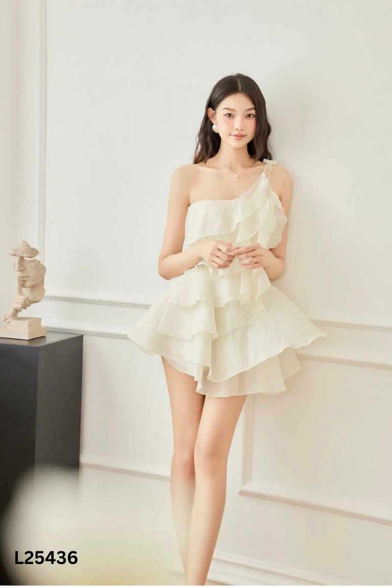 Váy lệch vai voan be SHEIN bèo tầng