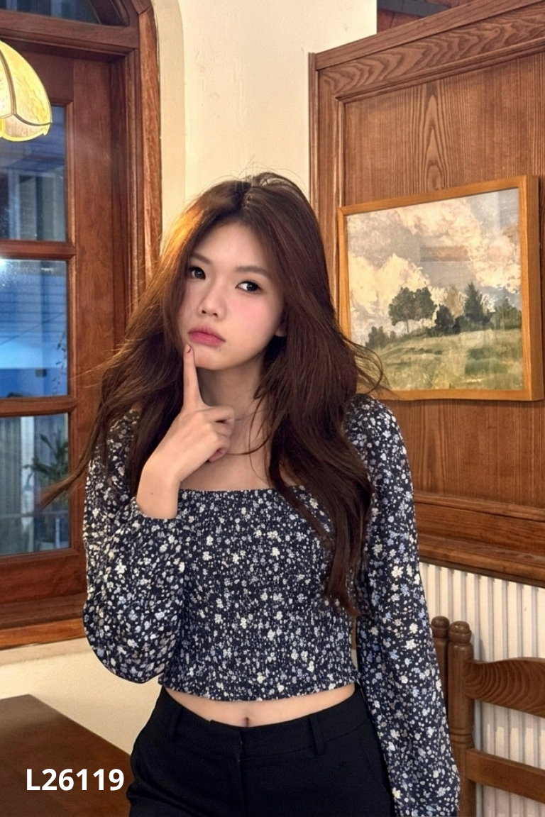 Áo LILY LOVE đen hoa nhí