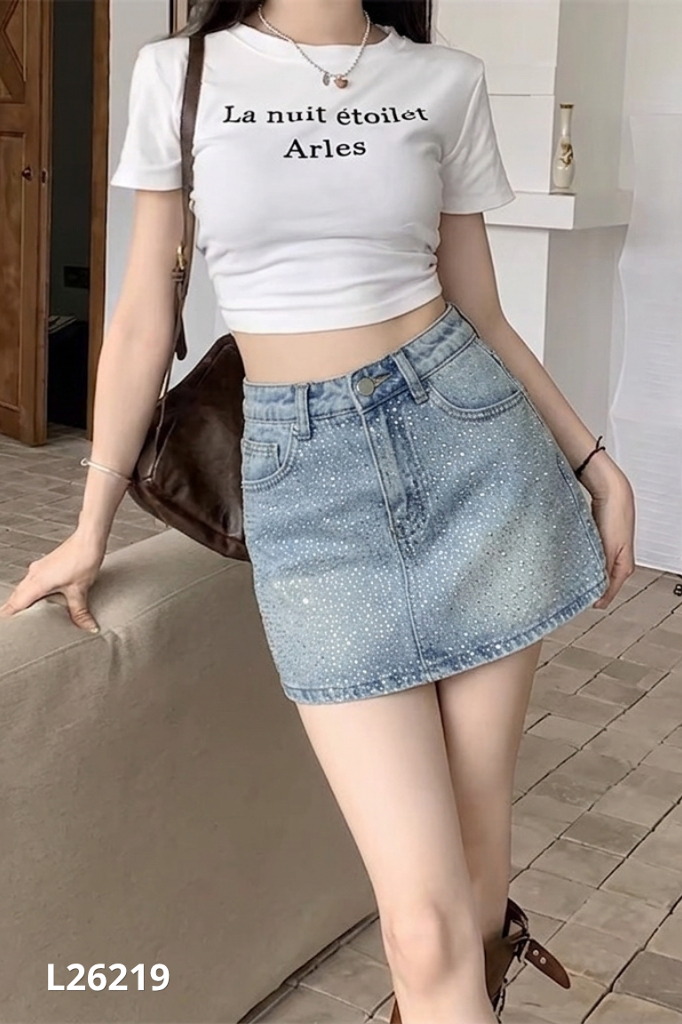NEWTAG quần short quần jean xanh đính đá