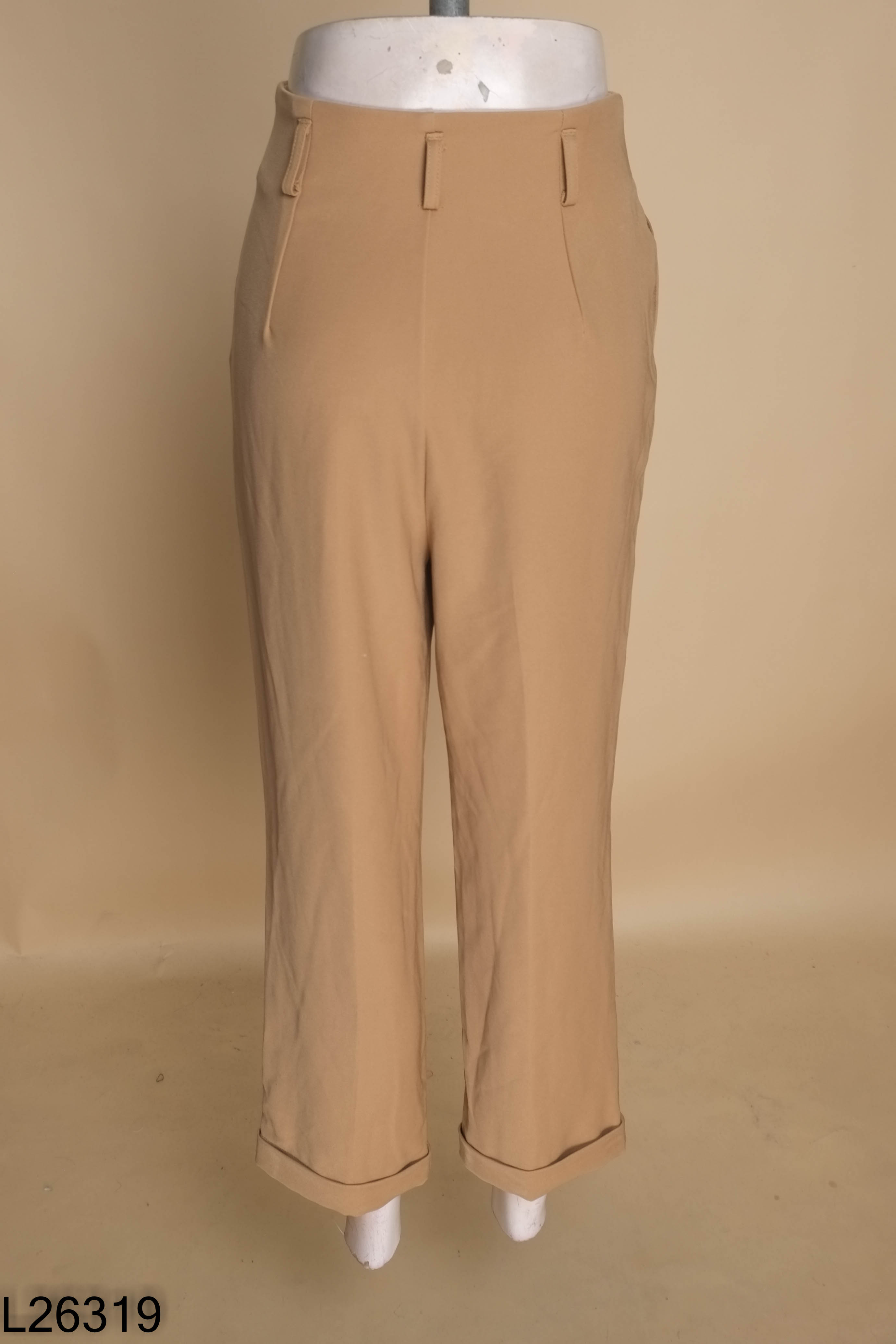 Quần STRADIVARIUS nâu