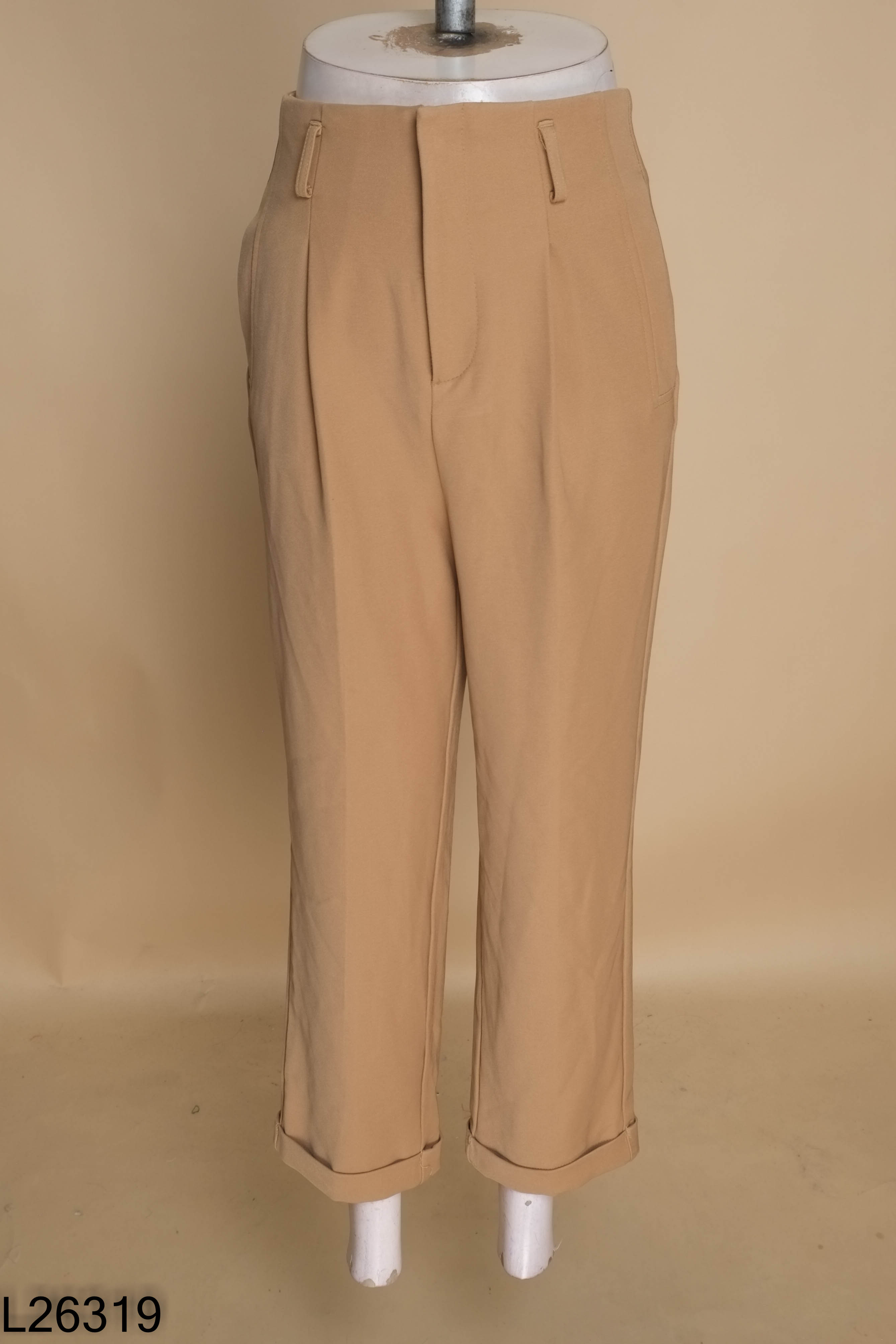 Quần STRADIVARIUS nâu
