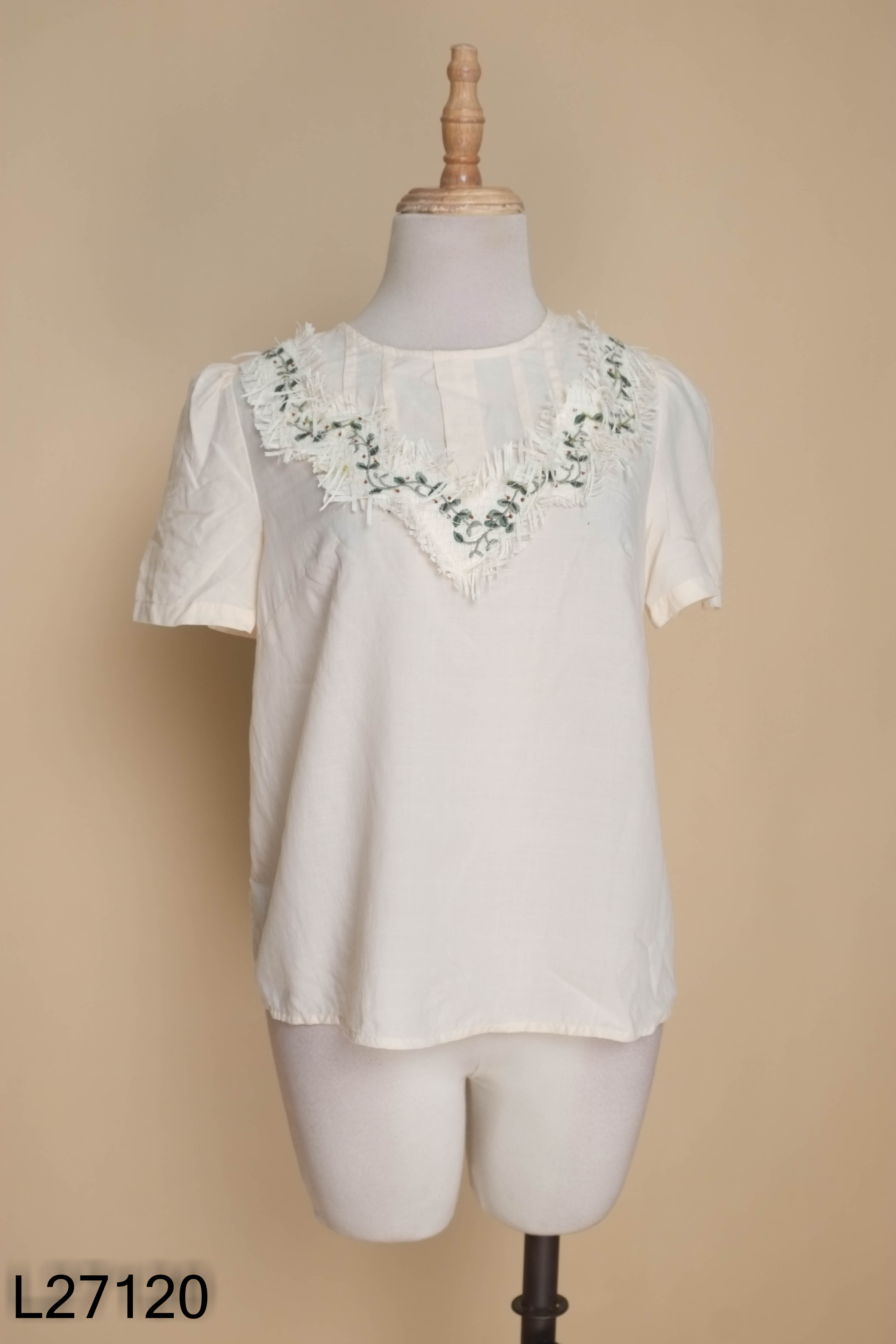 Áo ADORE DRESS be thêu họa tiết