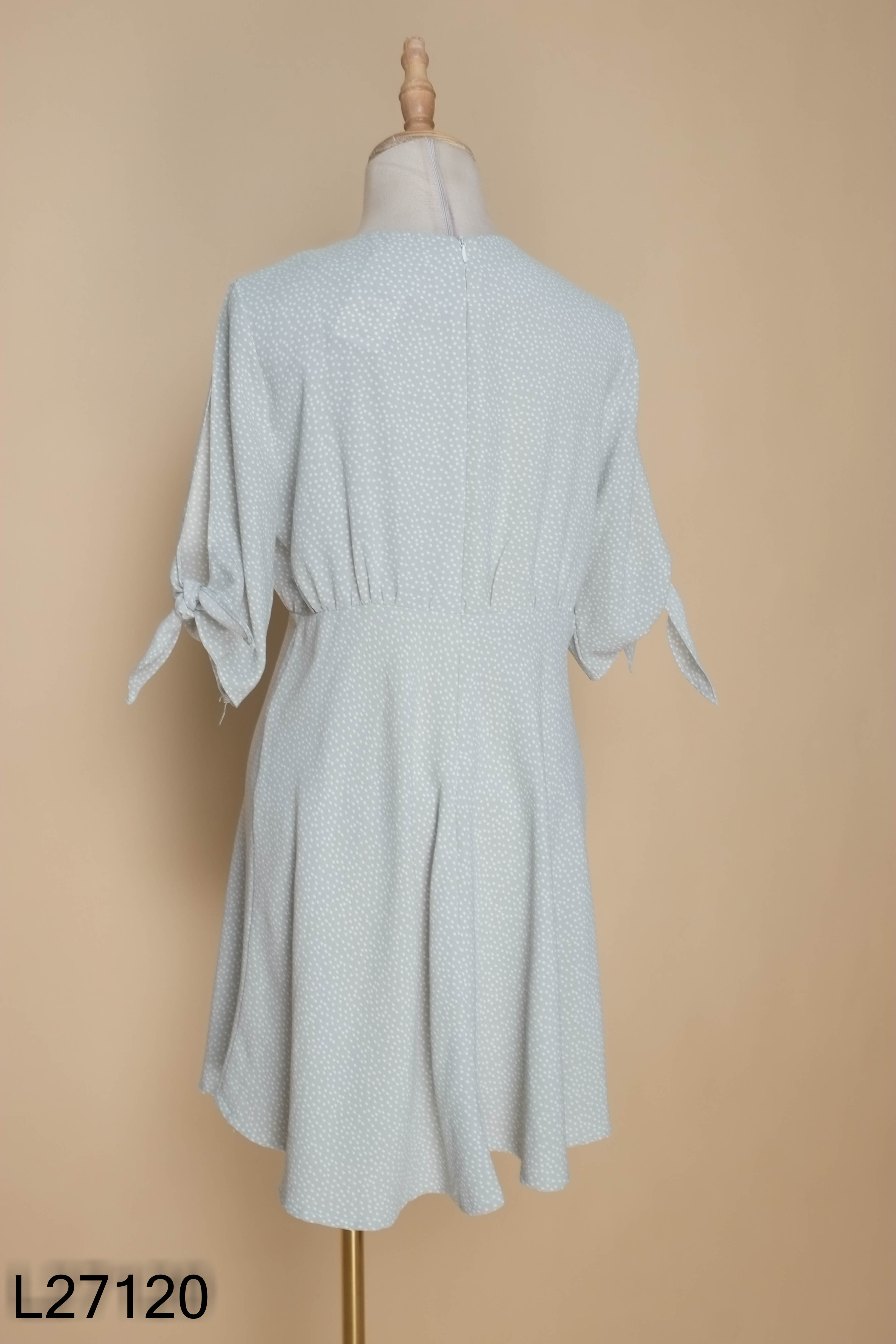 Váy NAKED xanh chấm bi