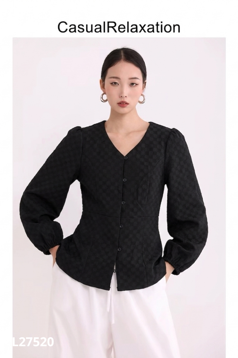 Áo khoác đen TÚ MỠ cổ tròn