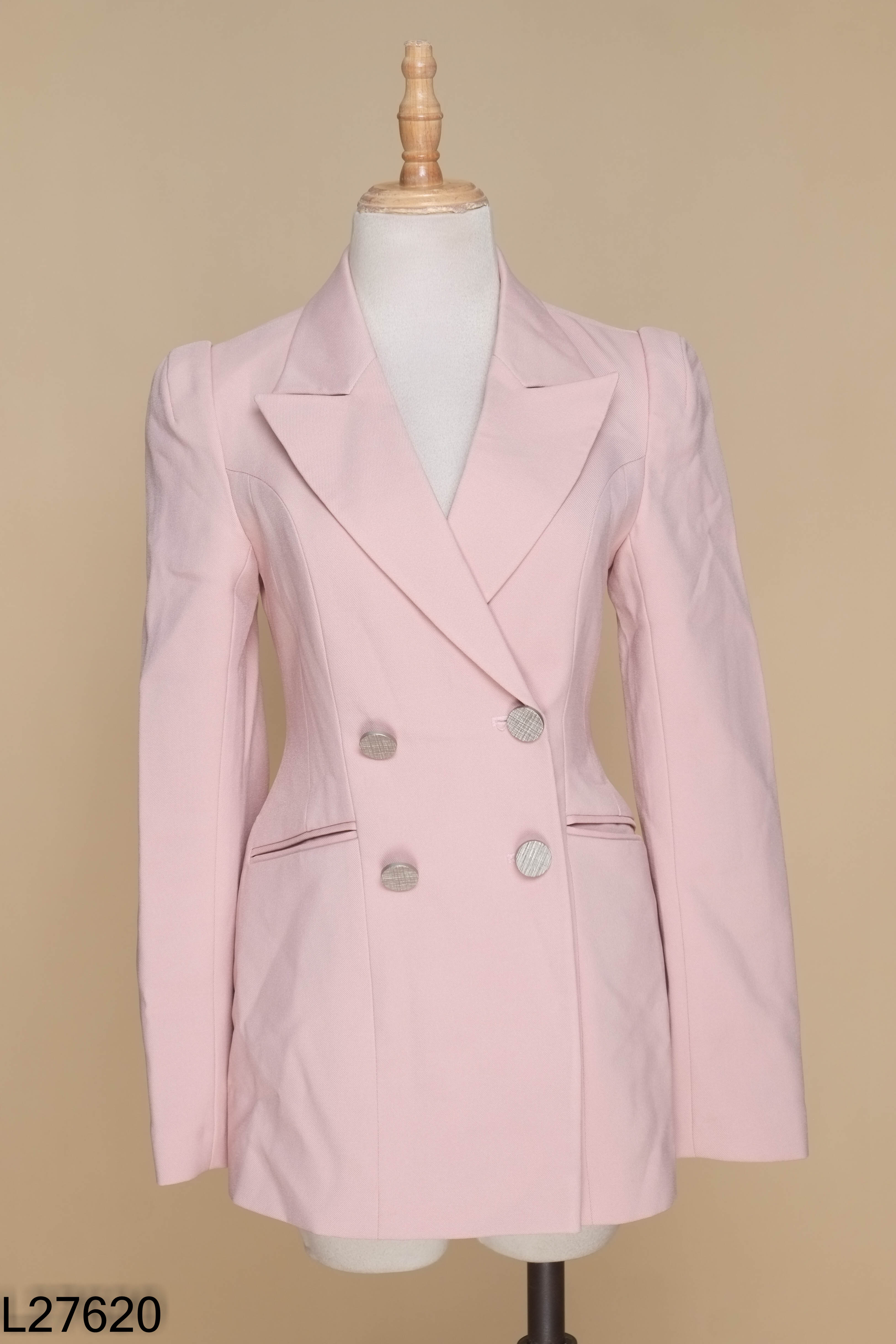 L2762010637-Áo blazer hồng NKN cúc bạc