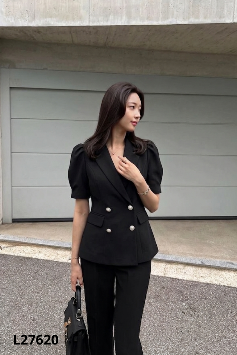 L2762010672-Áo vest đen NKN ngắn tay cúc ngọc