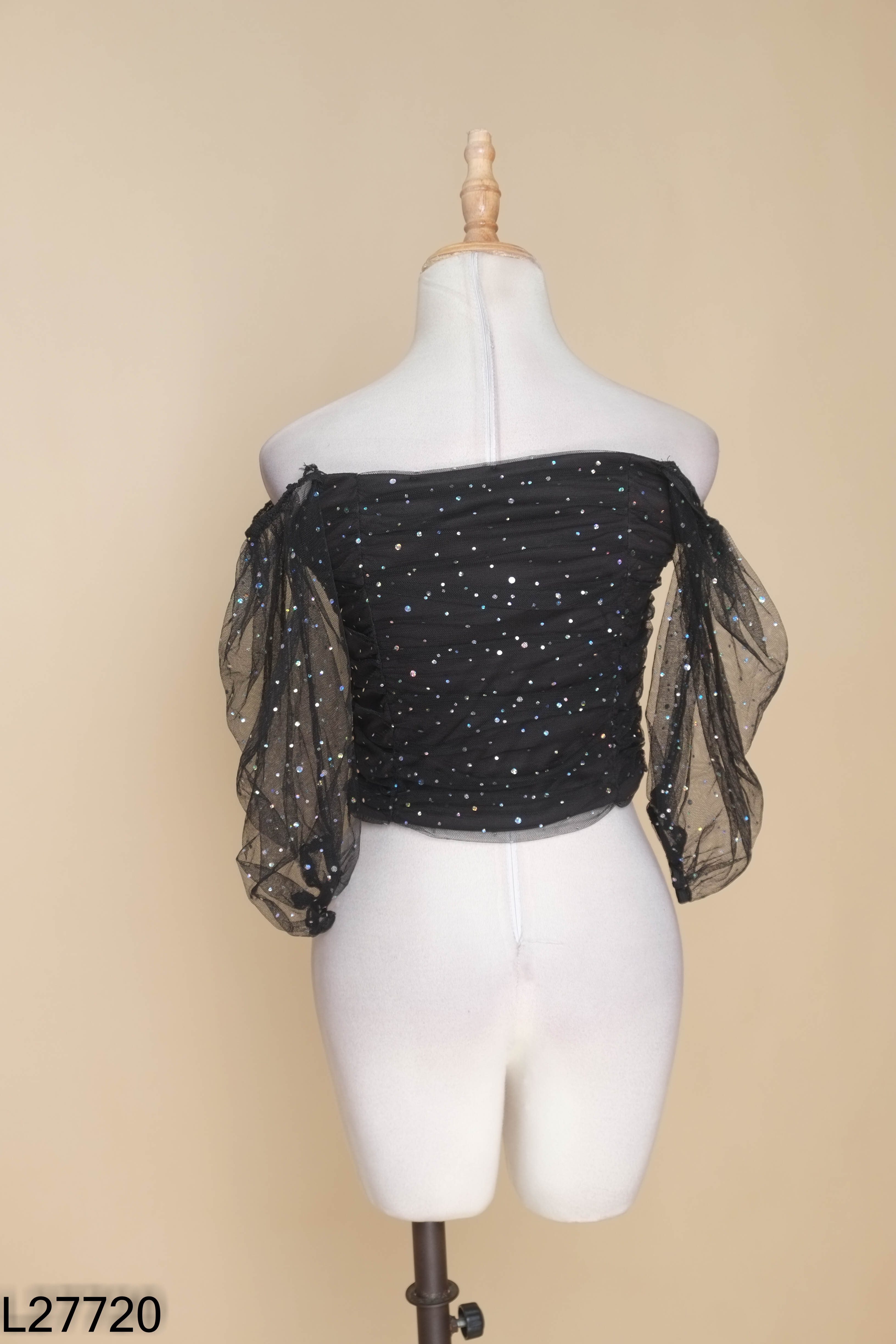 Áo croptop lưới đen ZARA kim tuyến (xuất)