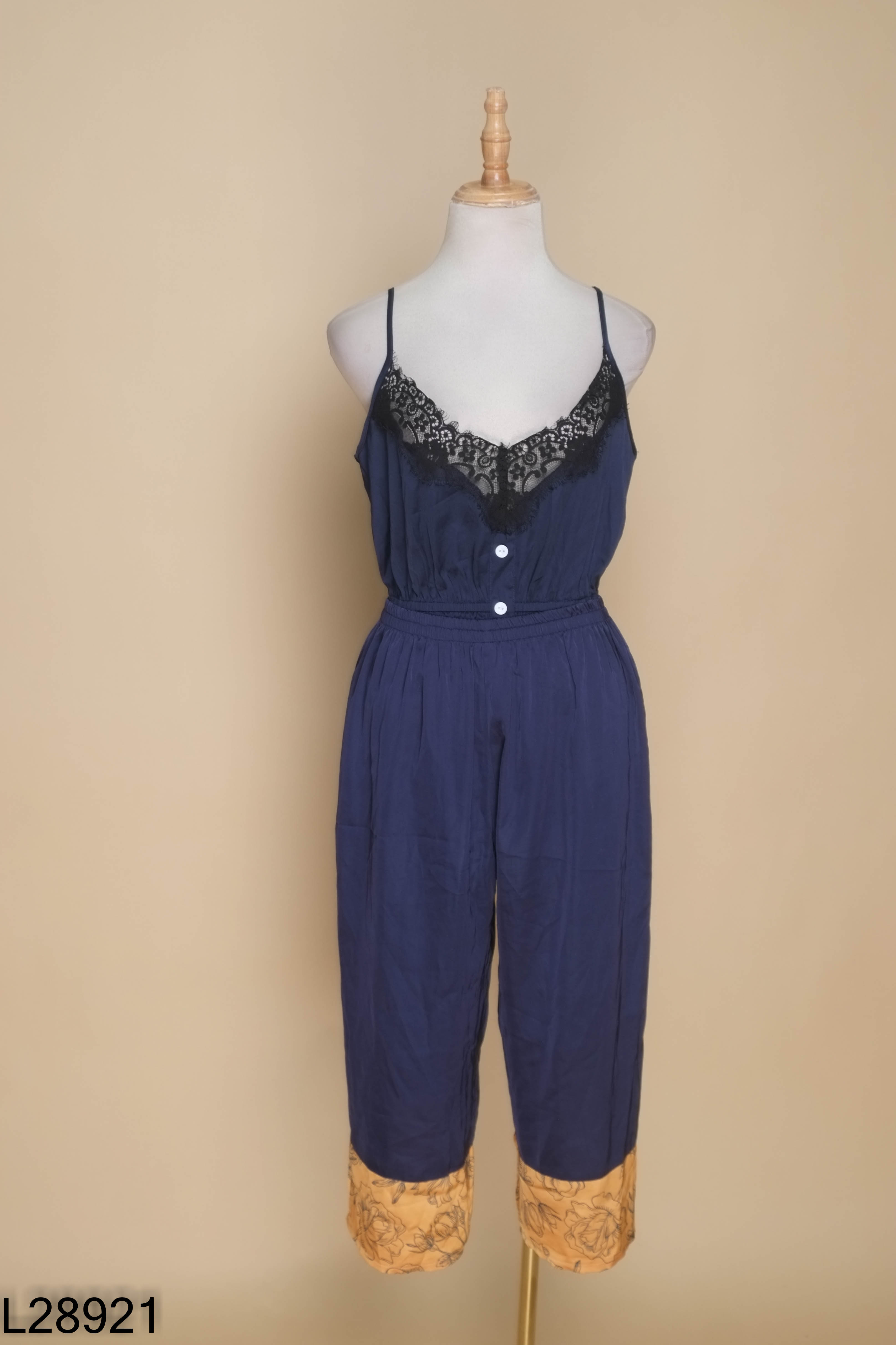 Set áo hai dây + quần lụa xanh than