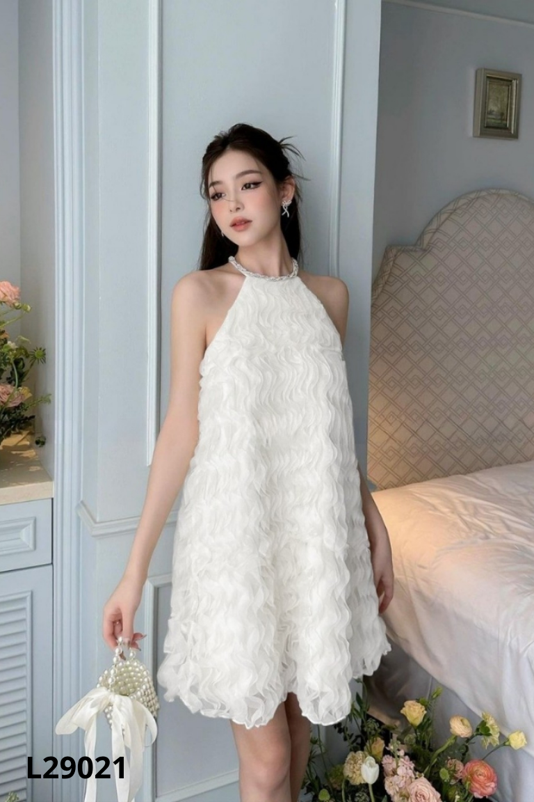 Váy voan họa tiết