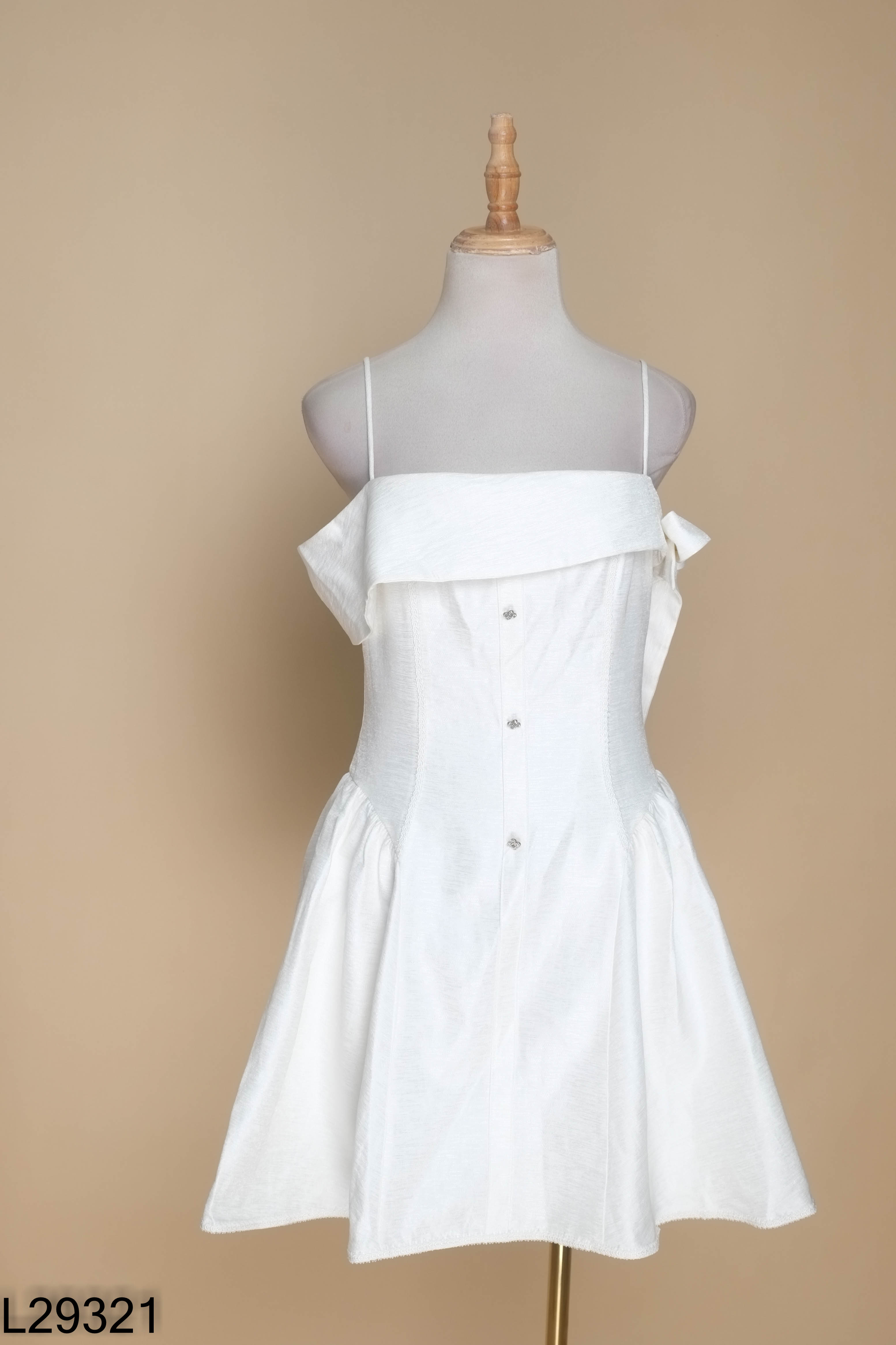 NEWTAG TA COLLECTION váy trắng buộc nơ