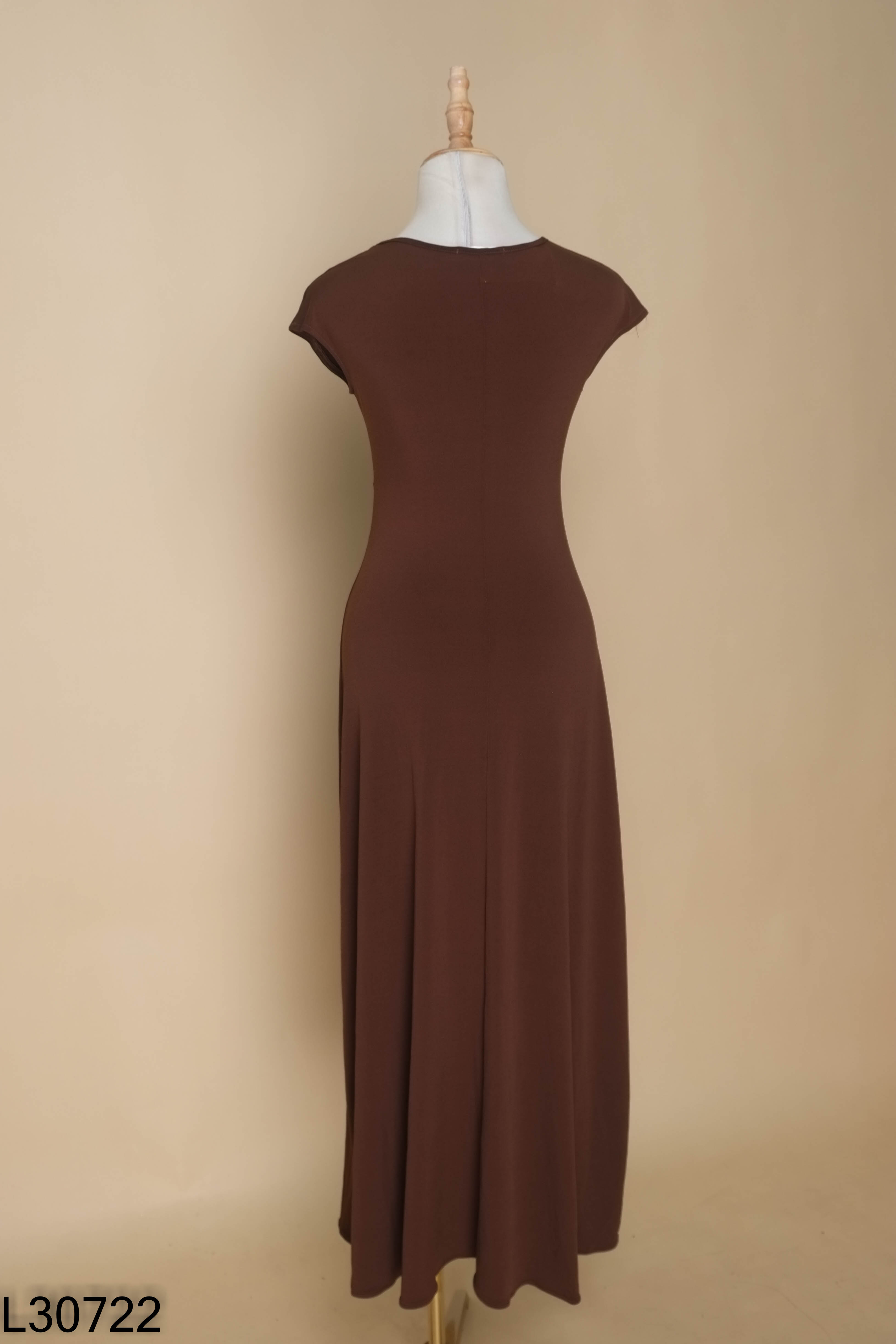 Váy LOLY STORE nâu đậm