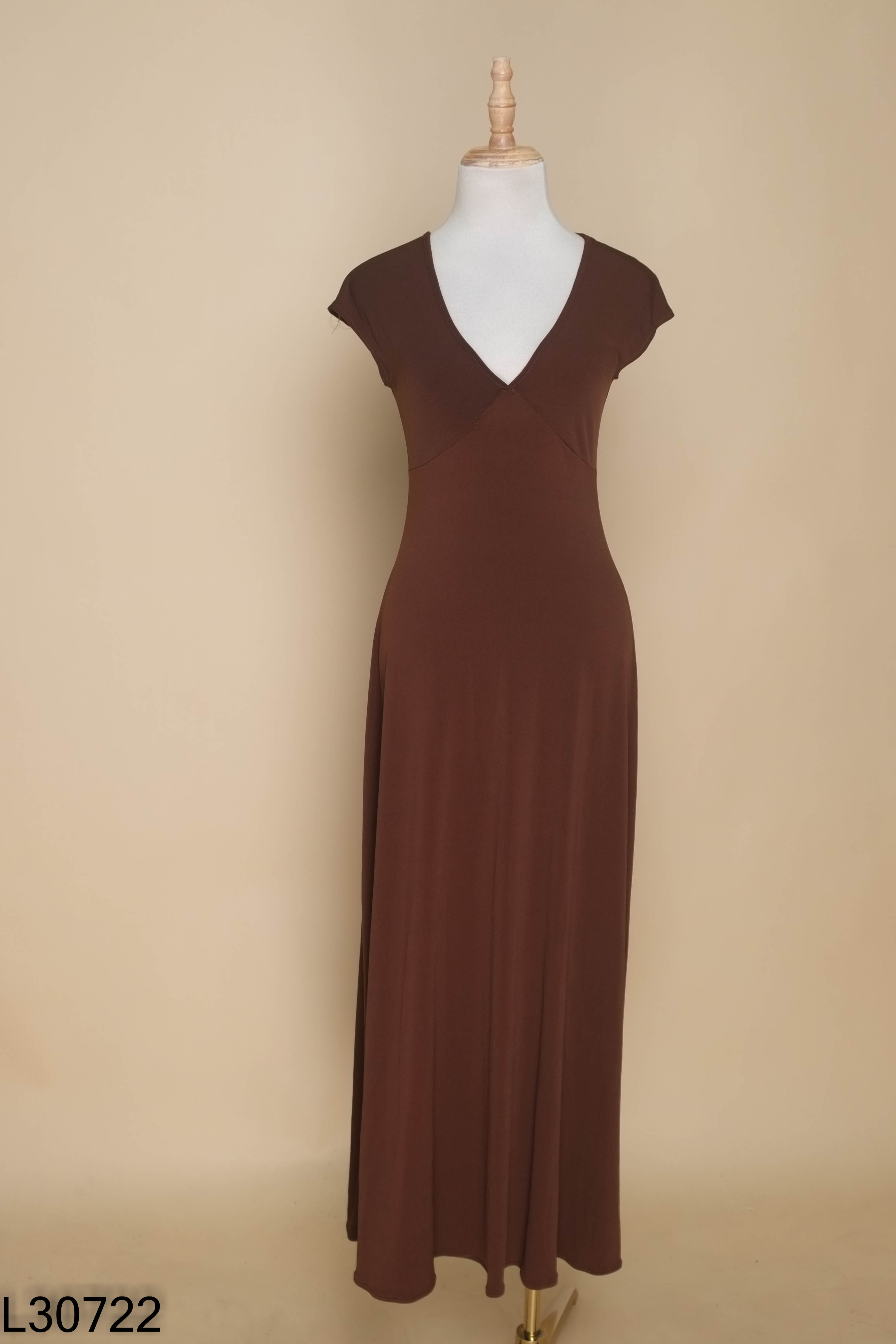 Váy LOLY STORE nâu đậm