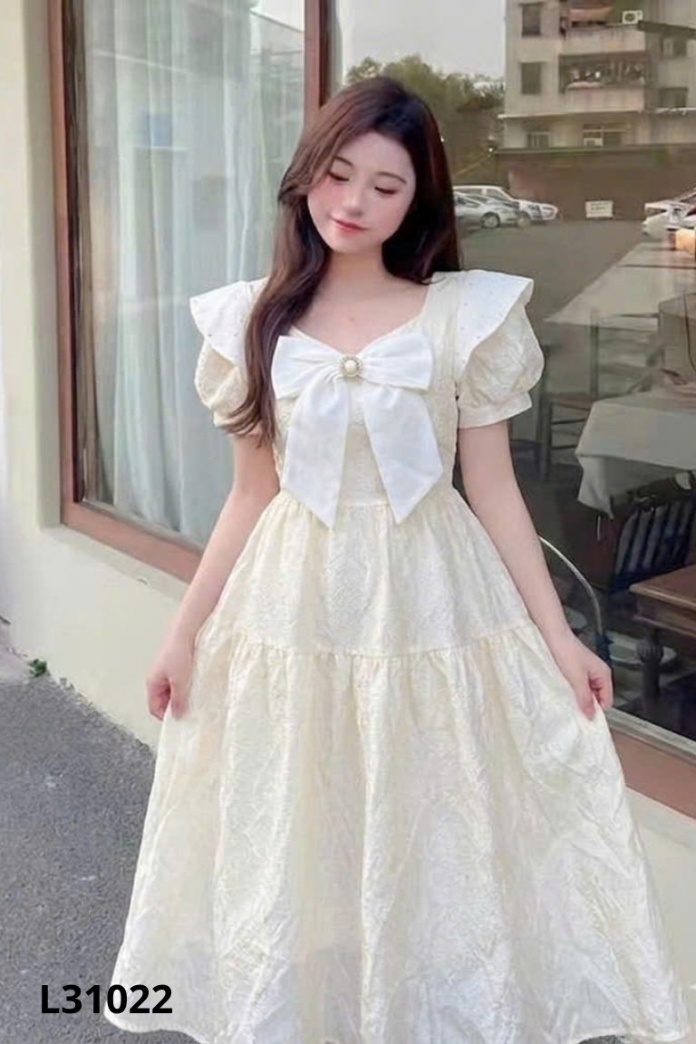 NEWTAG Váy voan ALICE vàng đính ngọc trai