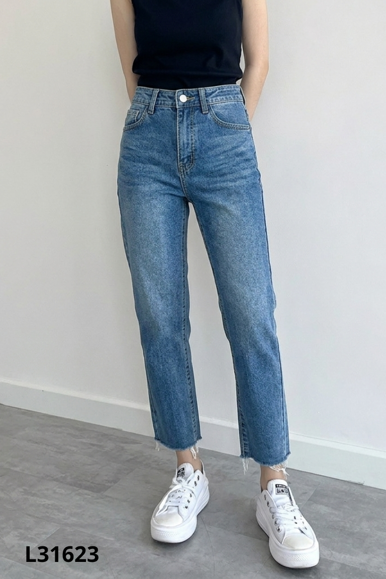 Quần jeans REDE xanh cắt gấu