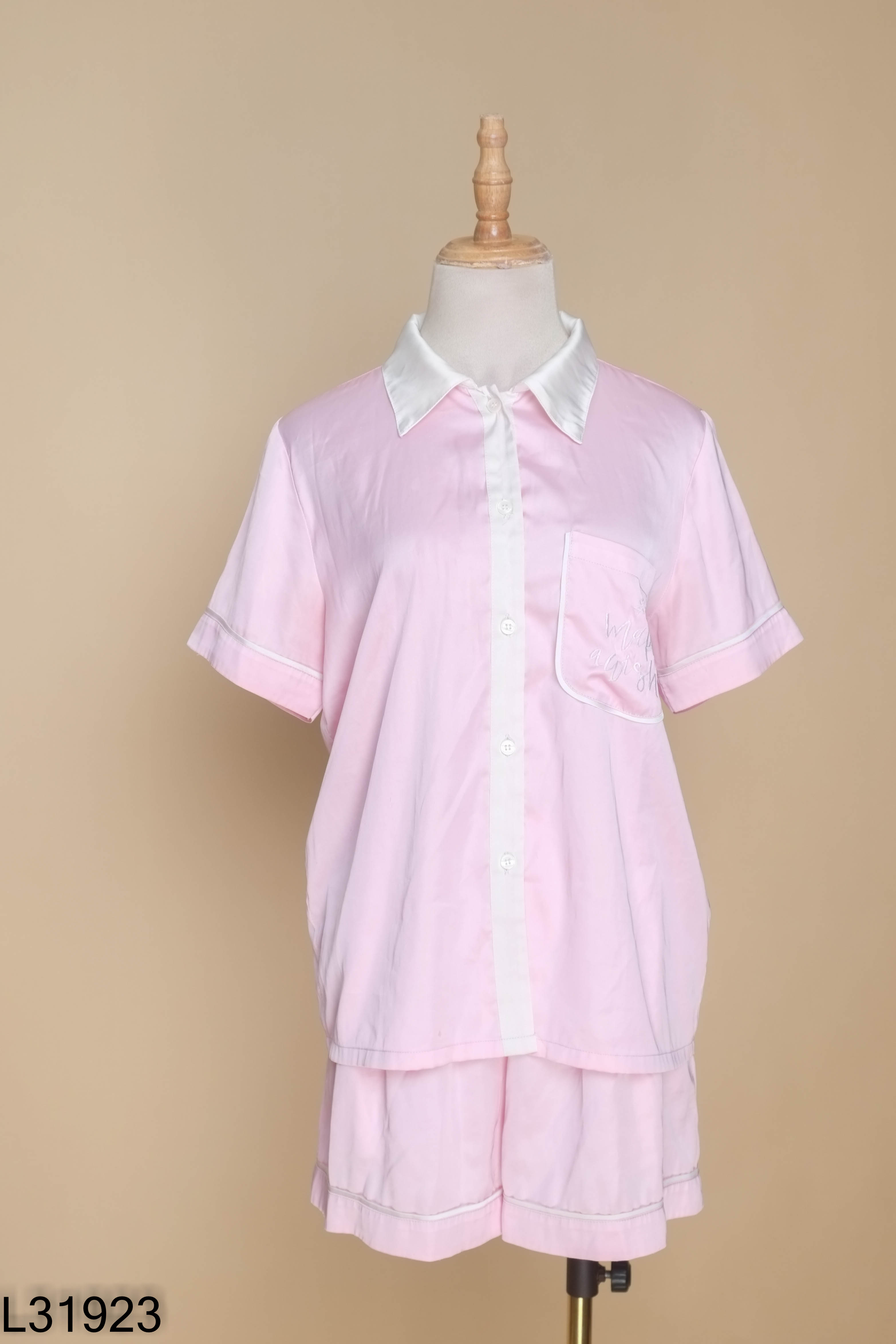 Set đồ ngủ hồng trắng + quần đùi