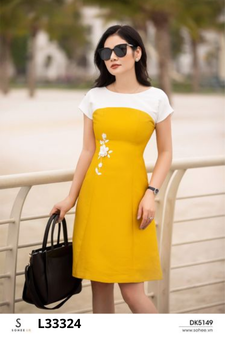 Váy vàng SOHEE BY HABUI đính hoa