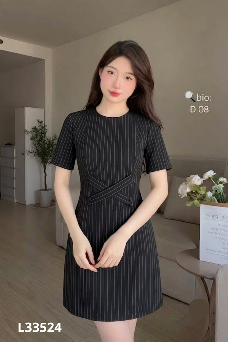 Váy MAY LOVES đen kẻ