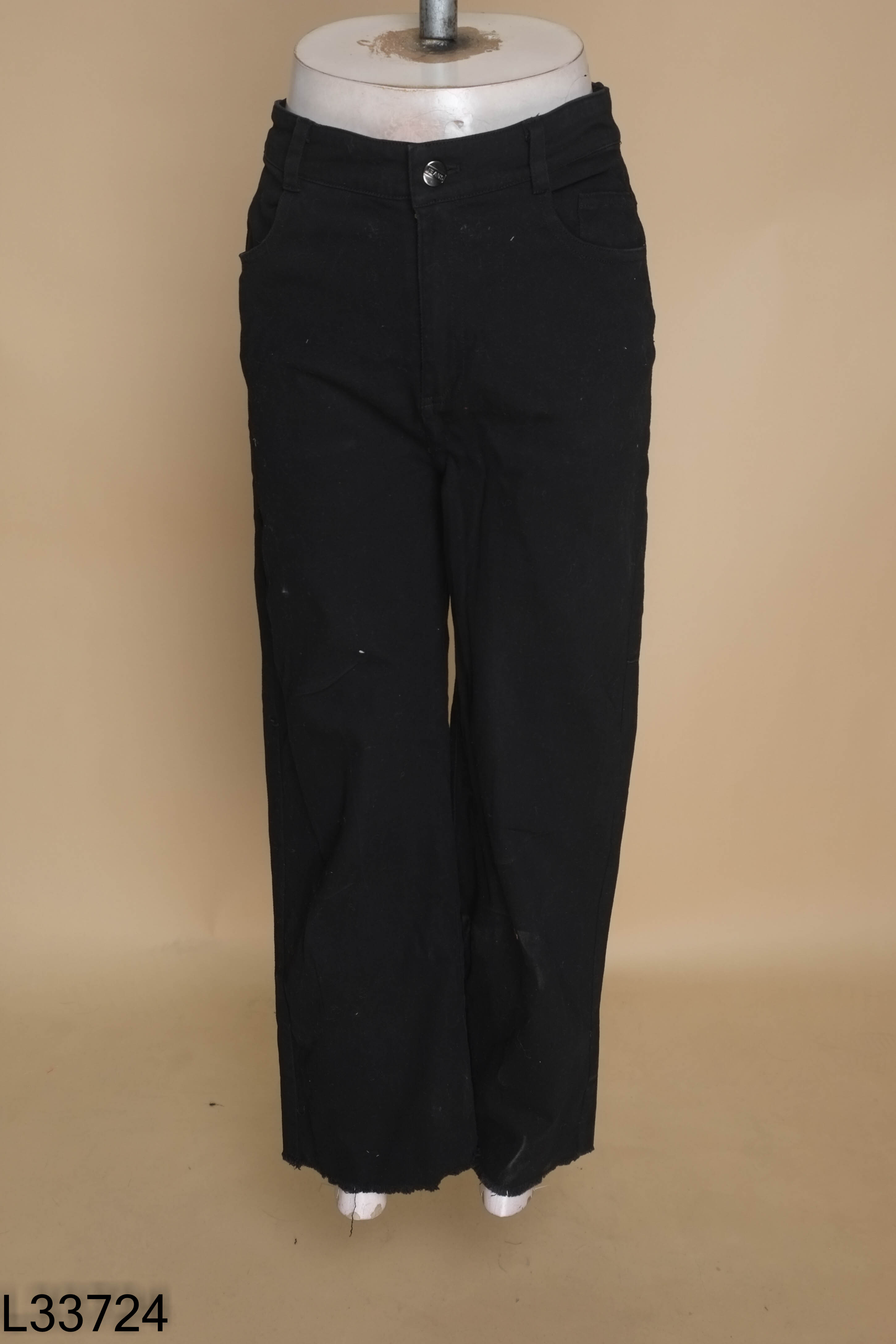 Quần jeans MADELEN đen trơn