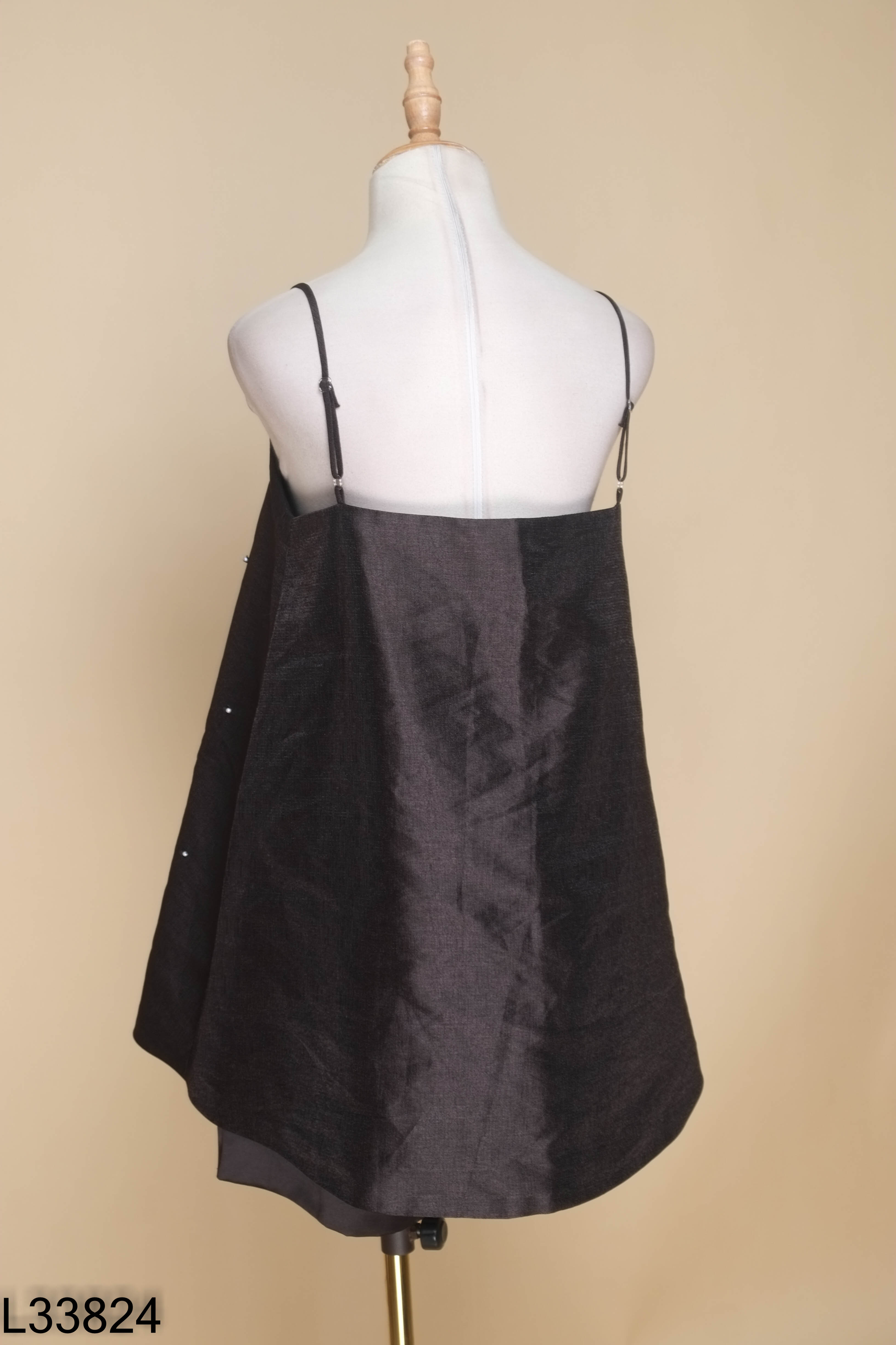 SET Áo hai dây đen đính ngọc + quần shorts