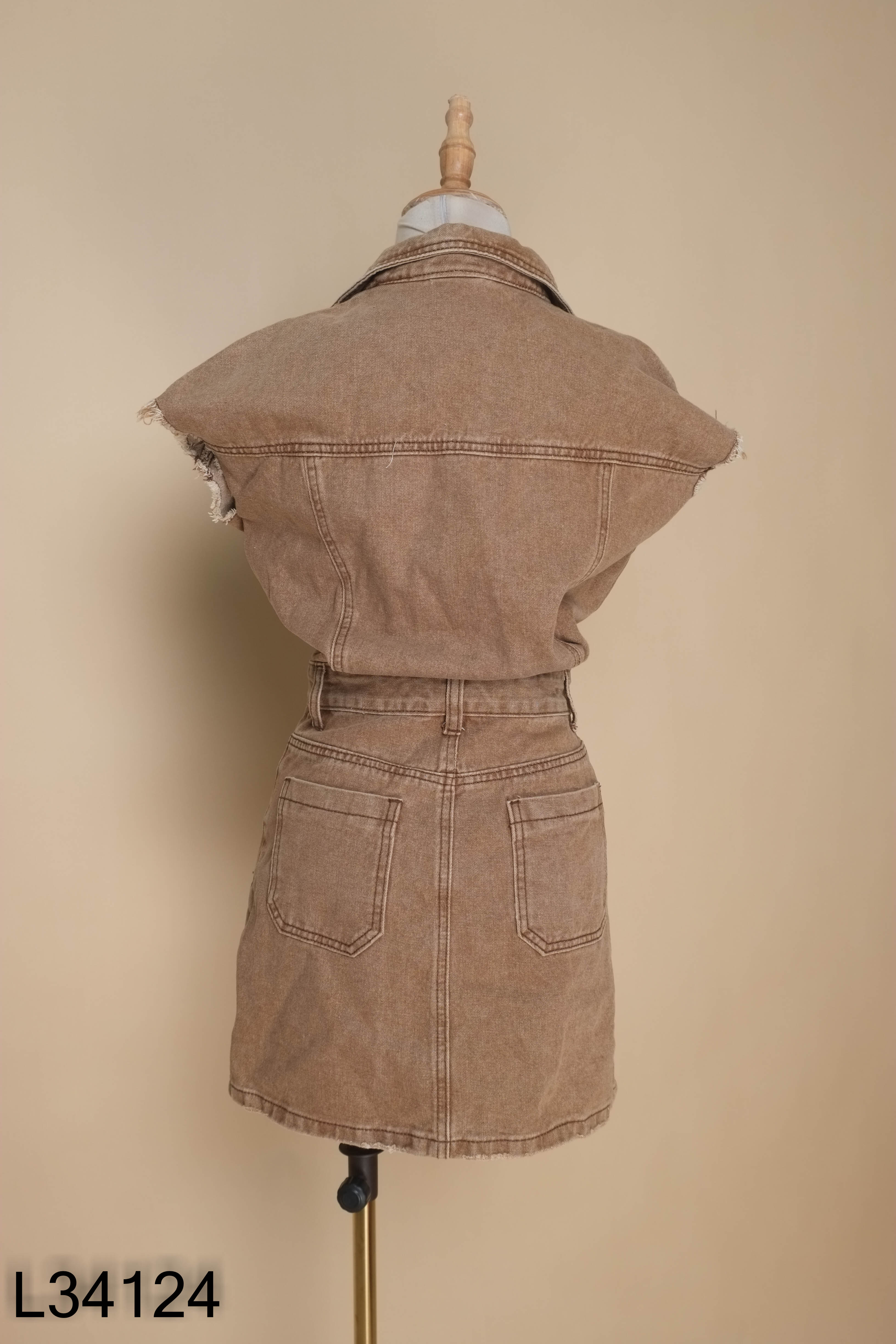 Váy jeans nâu TIAO SHI STU ngắn