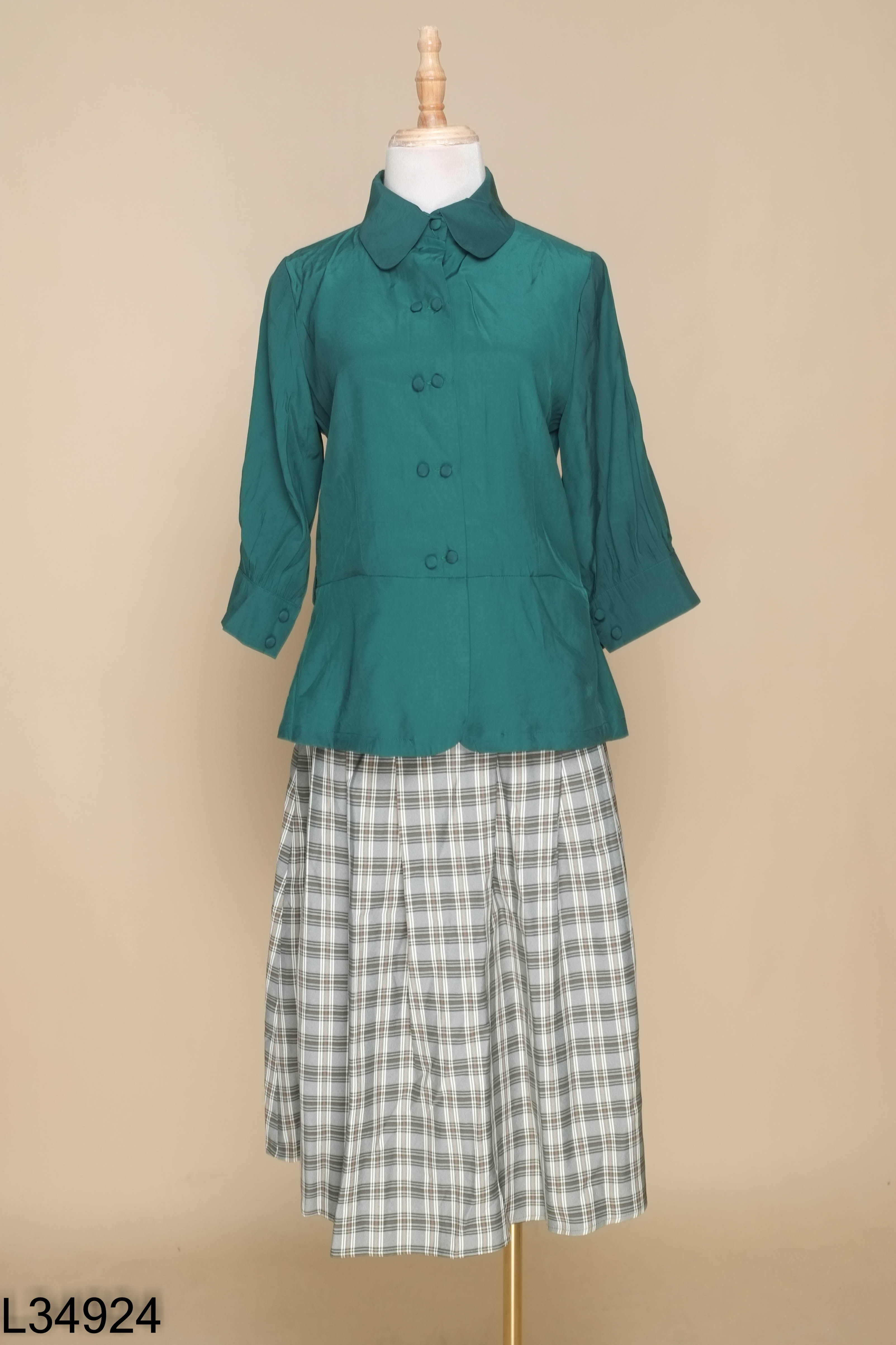NEWTAG BY HUONG set xanh+váy kẻ
