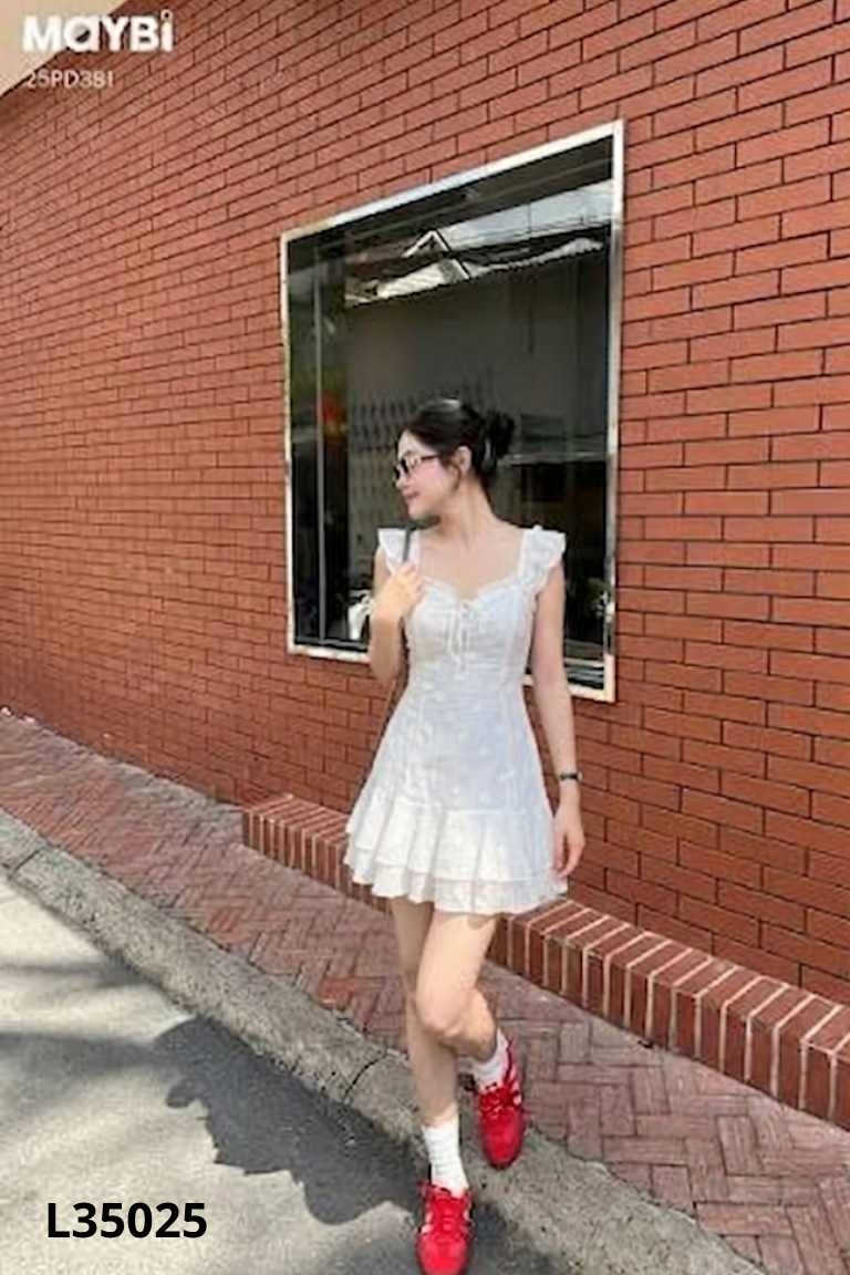 Váy MAY BI trắng phối bèo