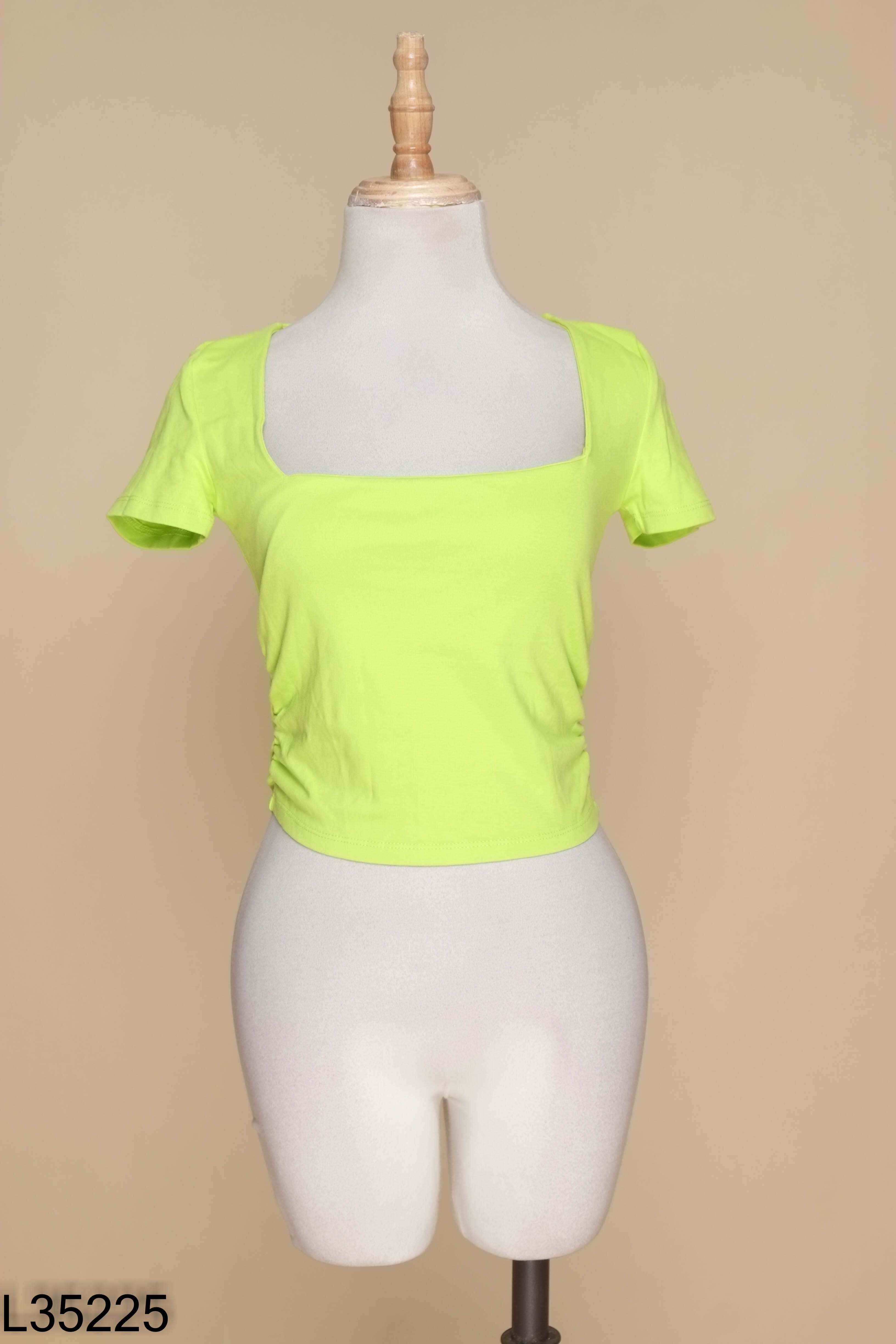 Áo ZARA xanh neon