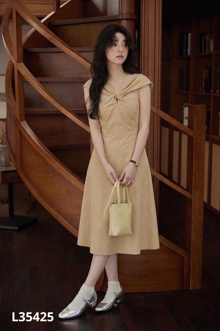 Váy be LIIQ RUSH xoắn ngực