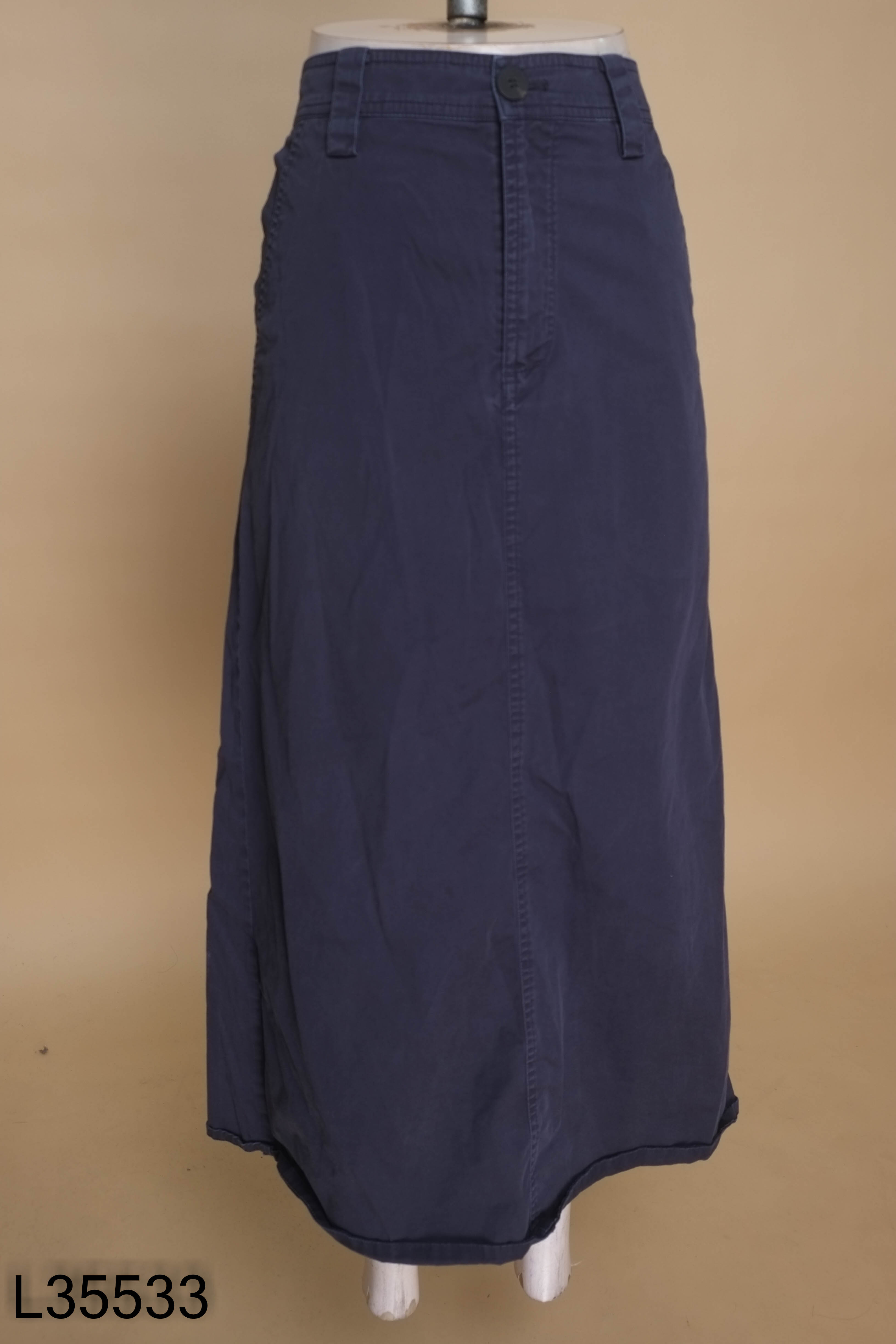 Chân váy UNIQLO xanh than (cắt tag)