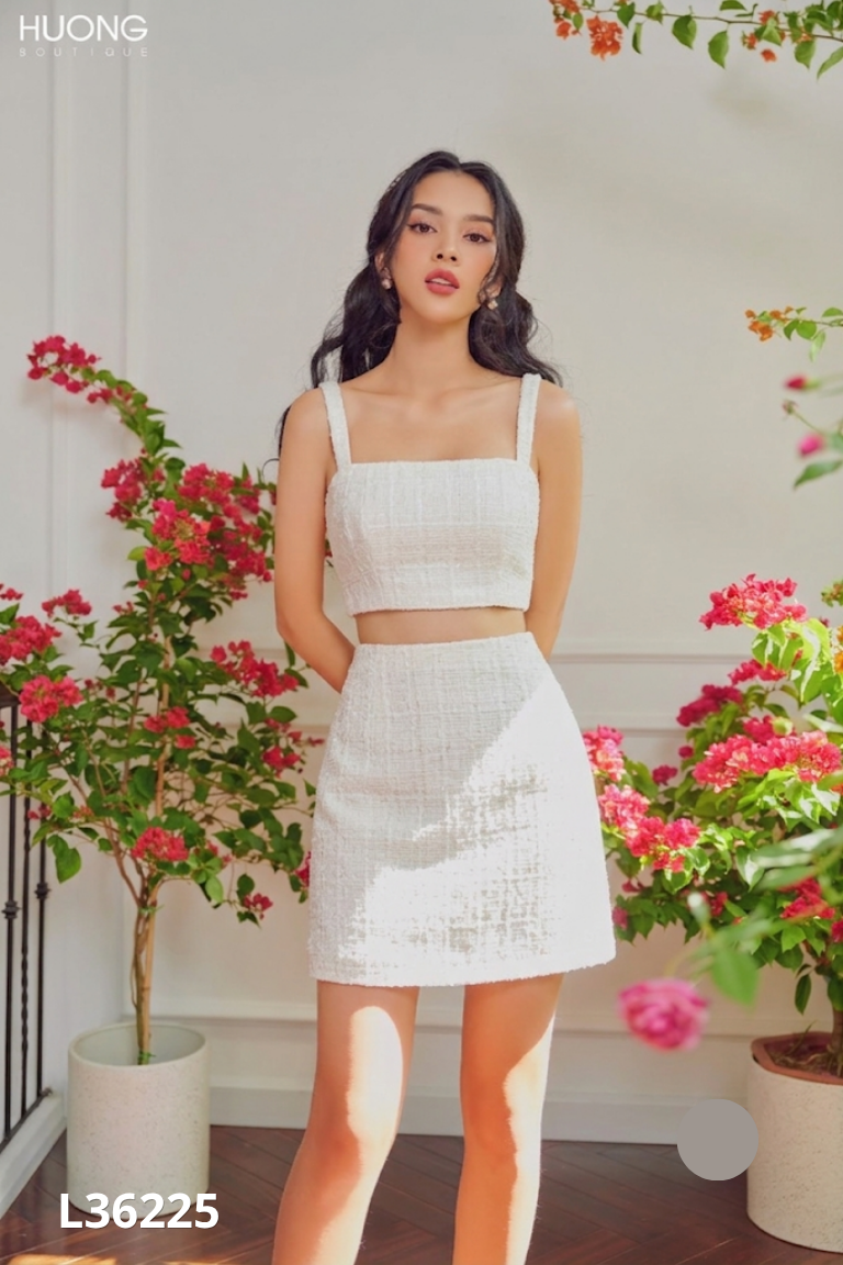 Áo HUONG BOUTIQUE dạ be