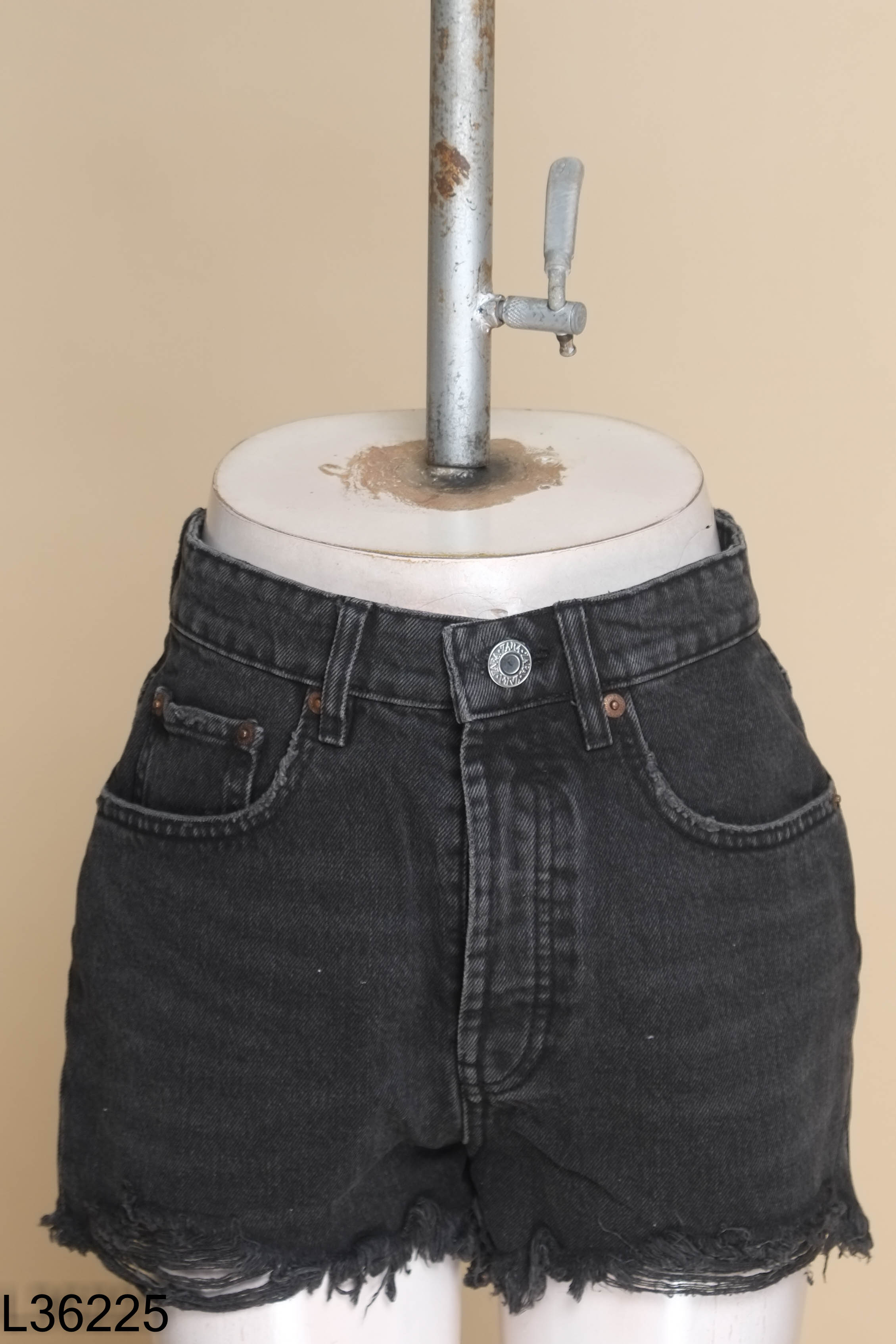 Quần ZARA jeans xám đen