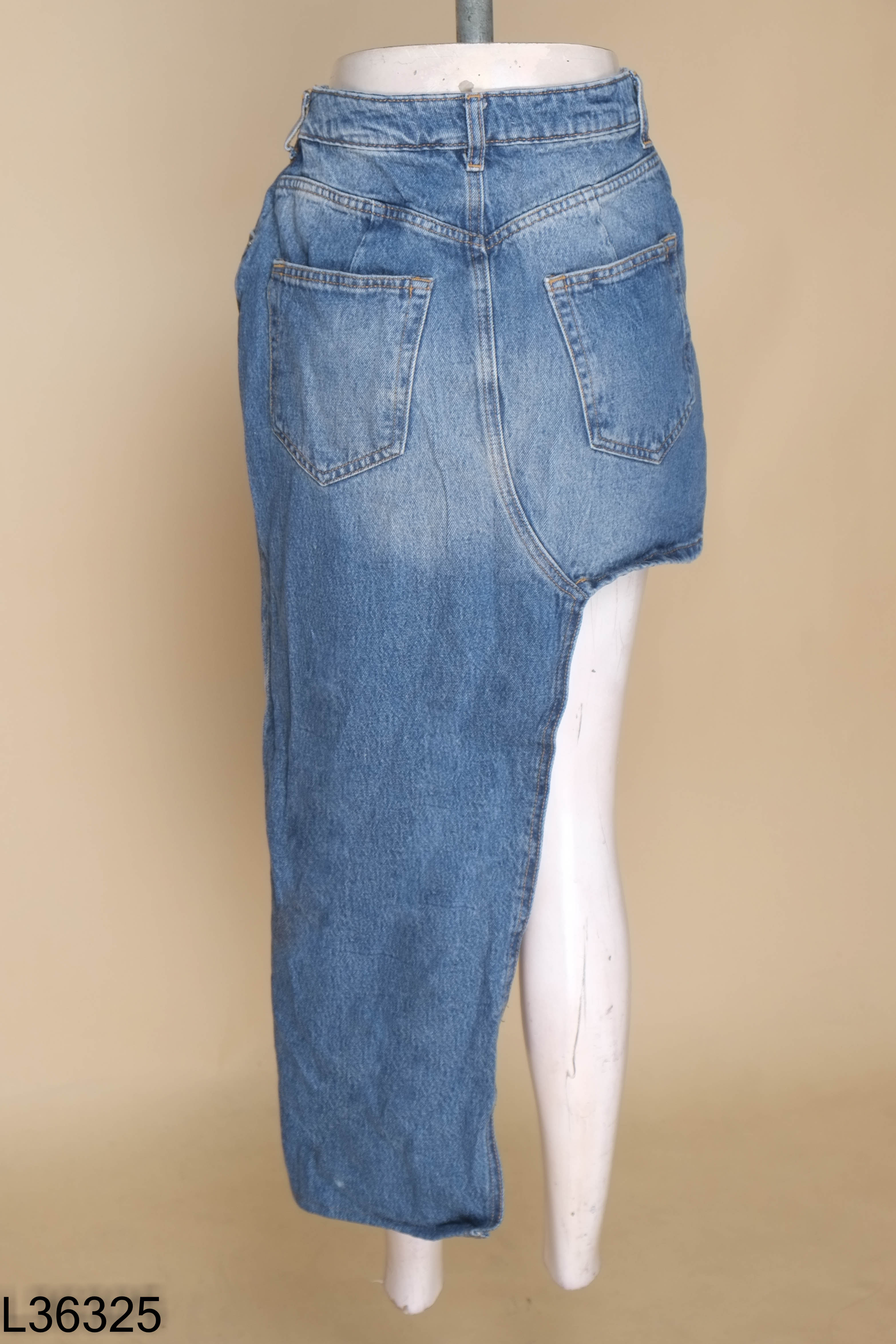 Chân váy ZARA jeans xanh (đã sửa eo)