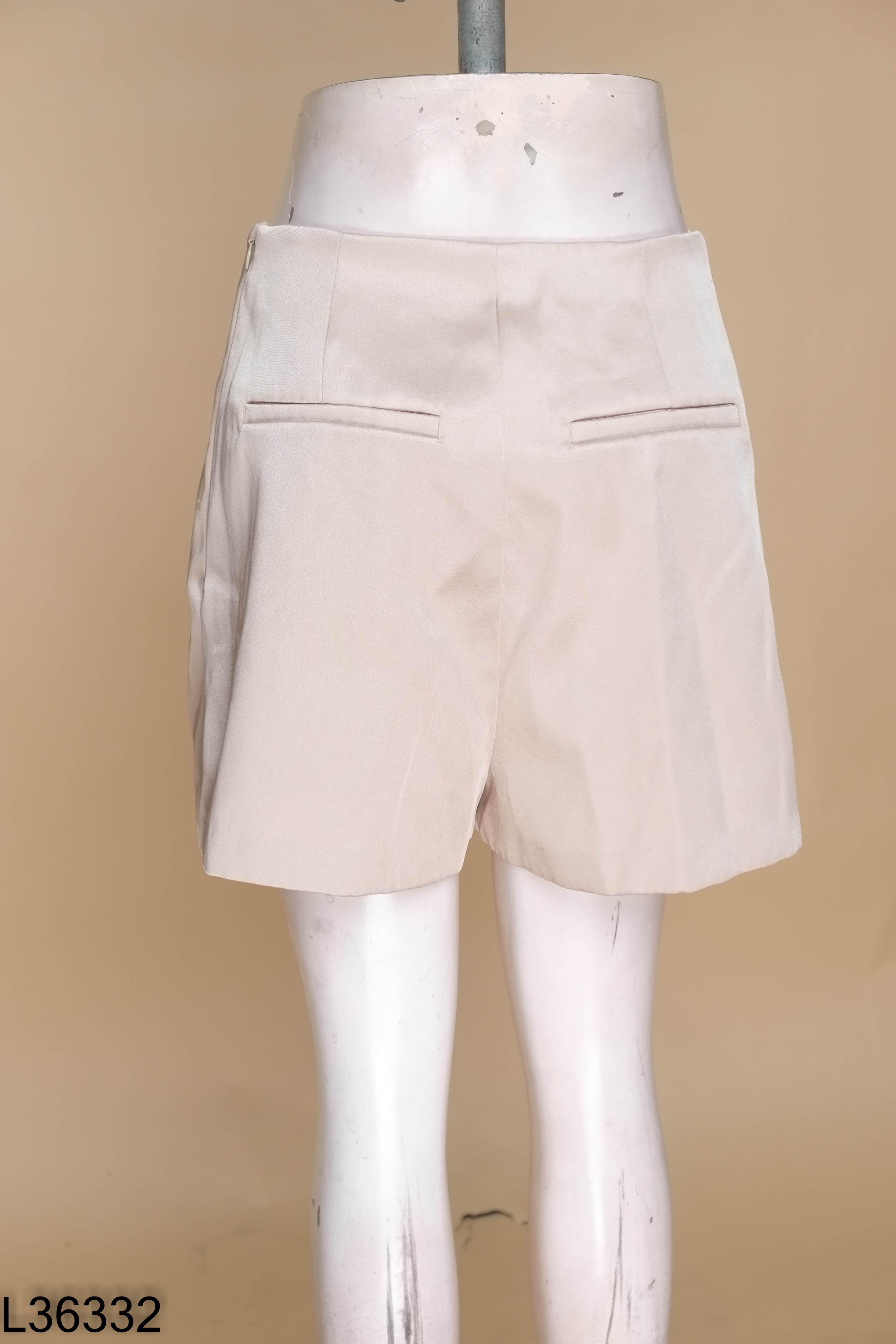 Chân váy chữ A be vàng H&M