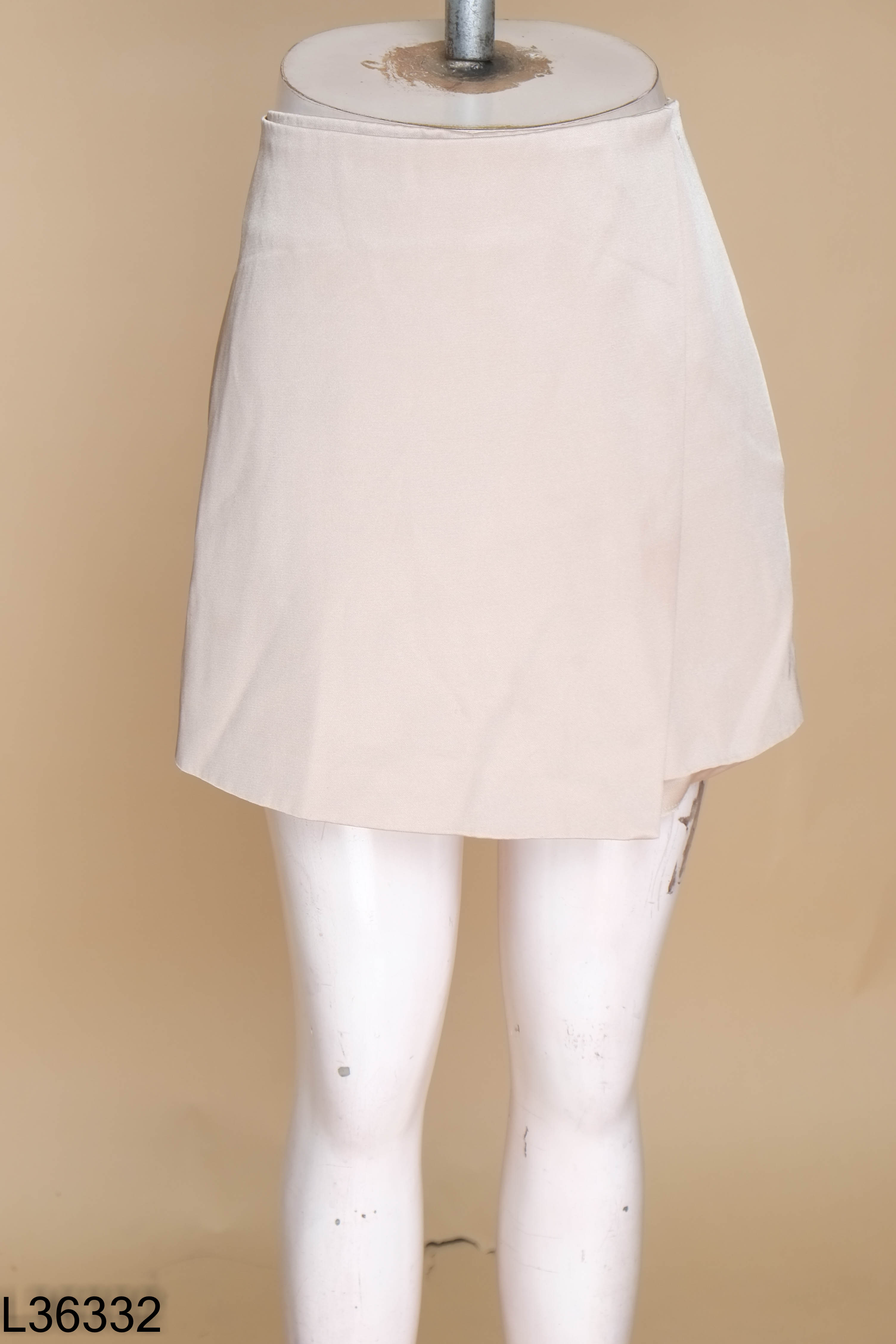 Chân váy chữ A be vàng H&M
