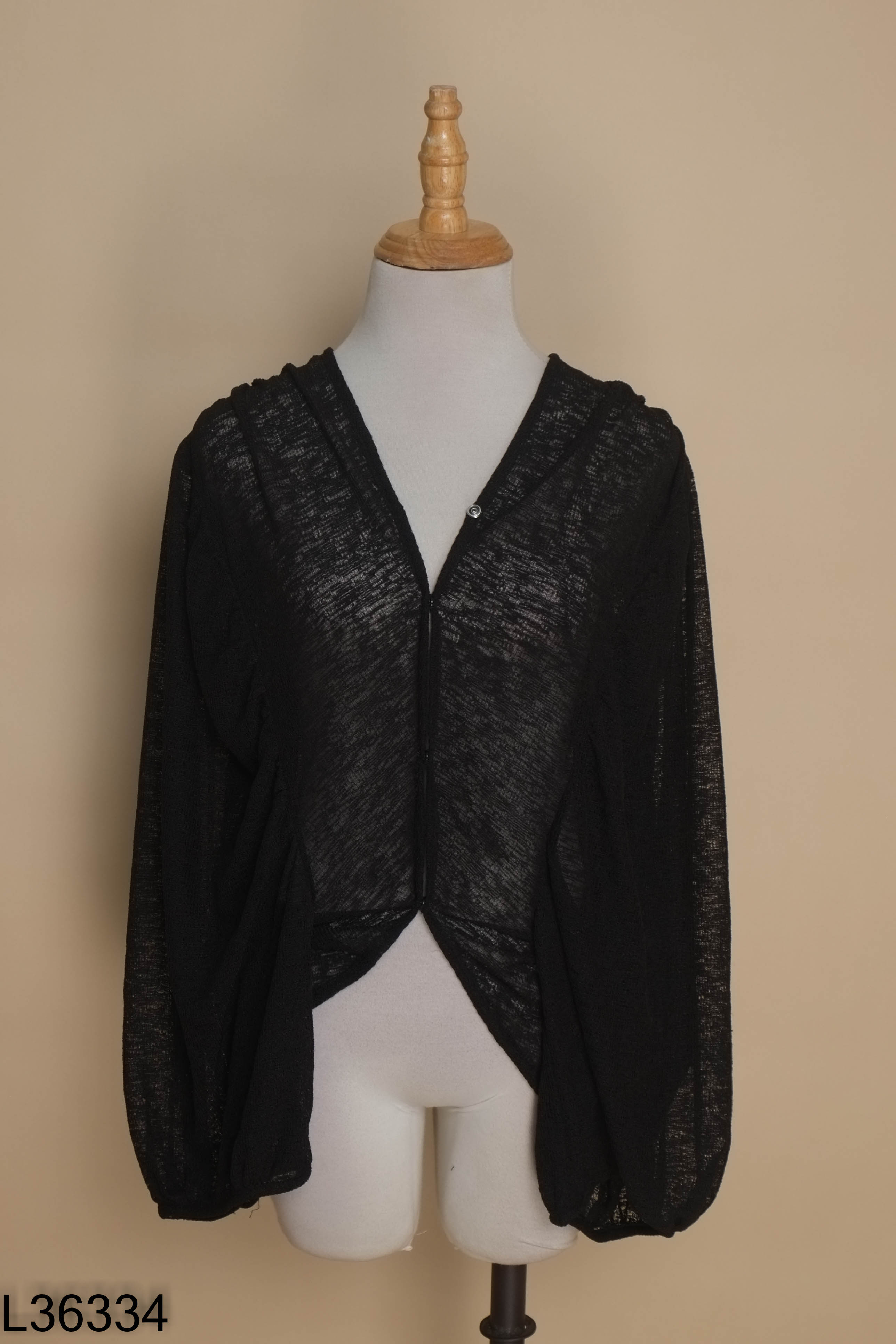 Áo cardigan đen mỏng