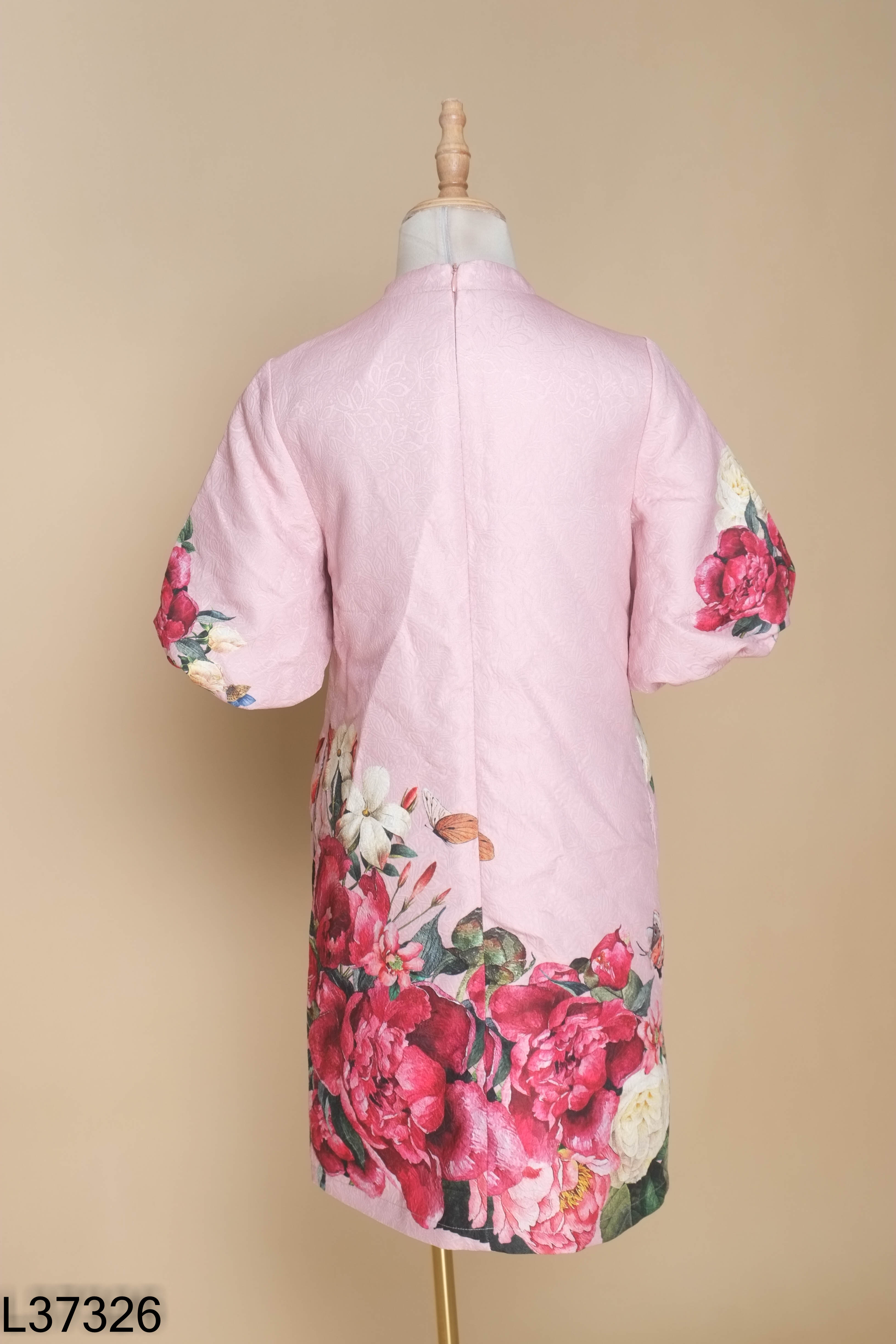 Váy hồng hoa ADORE DRESS tay phồng